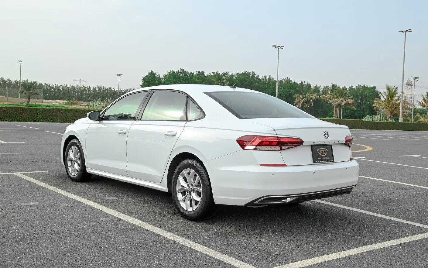 Used 2020 Volkswagen PASSAT Comfortline White – Left Back Diagonal (45°) View at First Choice Cars Sharjah