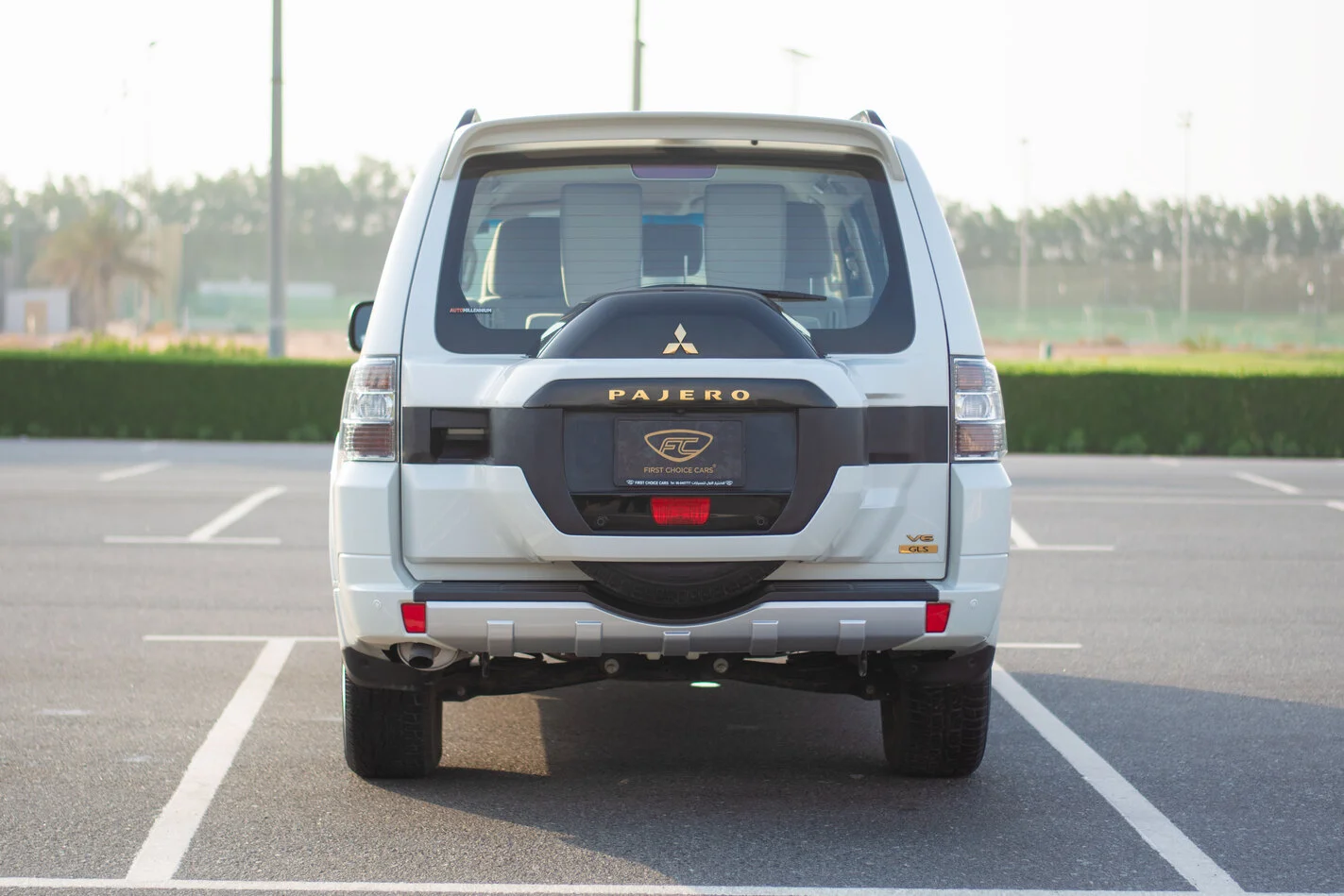Used 2019 Mitsubishi PAJERO GLS White – Back/Rear View at First Choice Cars Sharjah