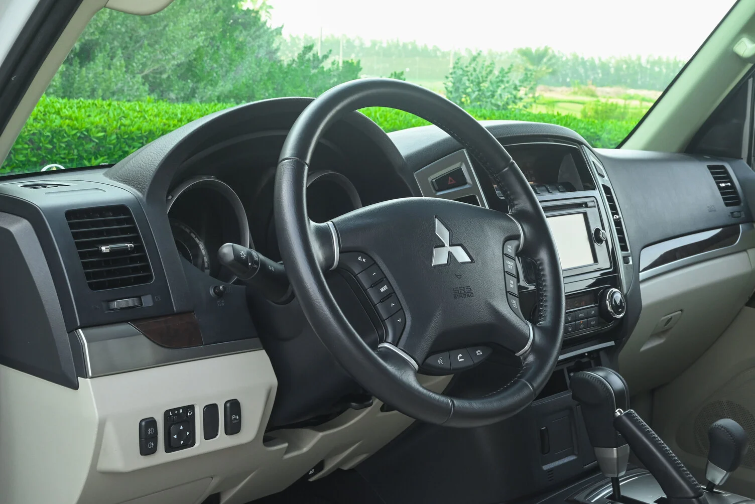Used 2019 Mitsubishi Pajero GLS Midline in White – Driver Side Dashboard & Steering View