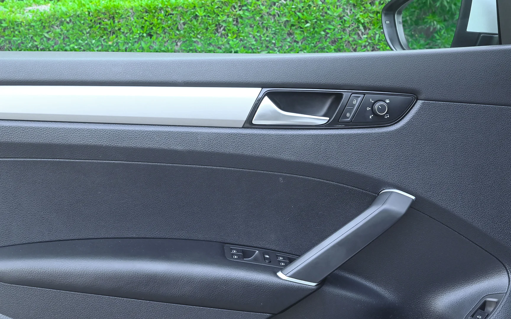 Used 2020 Volkswagen PASSAT Comfortline Silver – Driver Door Panel Full View at First Choice Cars Sharjah