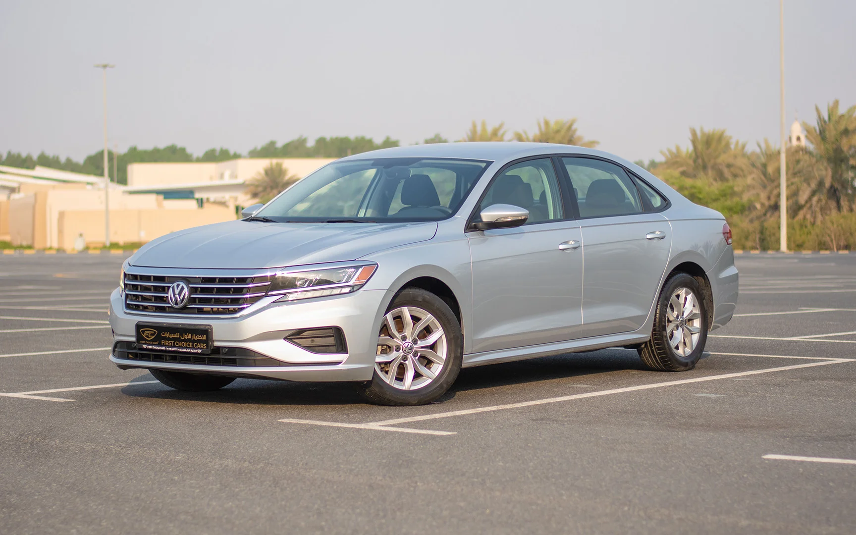 Used 2020 Volkswagen PASSAT Comfortline Silver – Left Front Diagonal (45°) View at First Choice Cars Sharjah