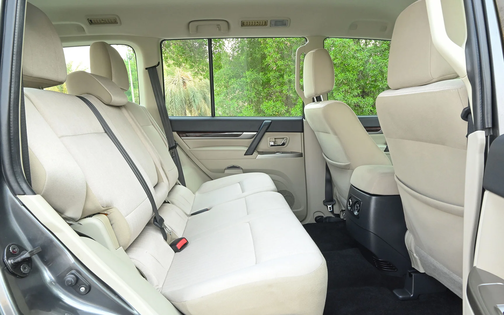Used 2019 Mitsubishi Pajero GLS Midline in Grey – Rear Passenger Side Cabin View