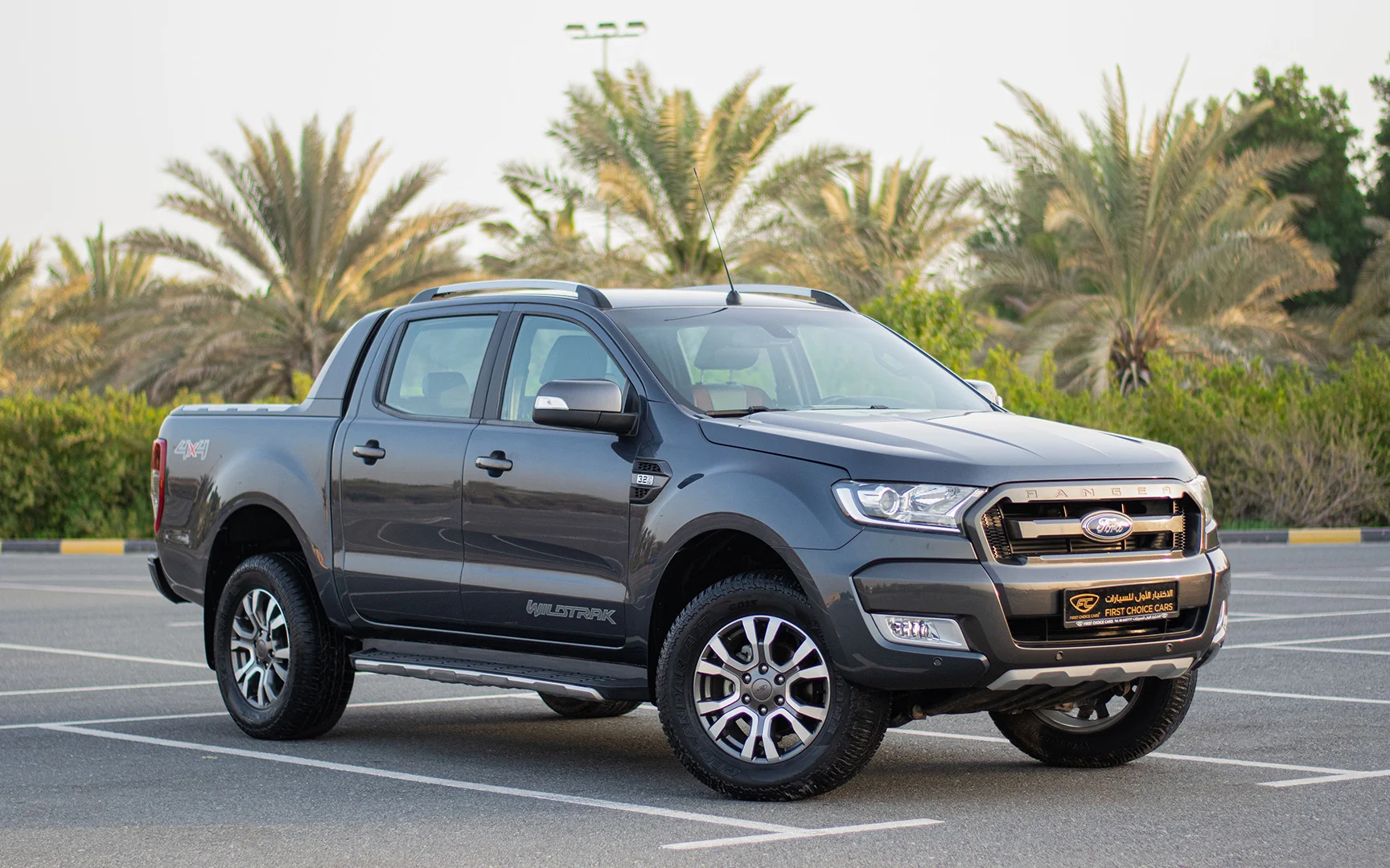 Used 2018 Ford Ranger Wildtrak in Grey – Right Front Diagonal (45°) View for Sale at First Choice Cars Dubai Sharjah