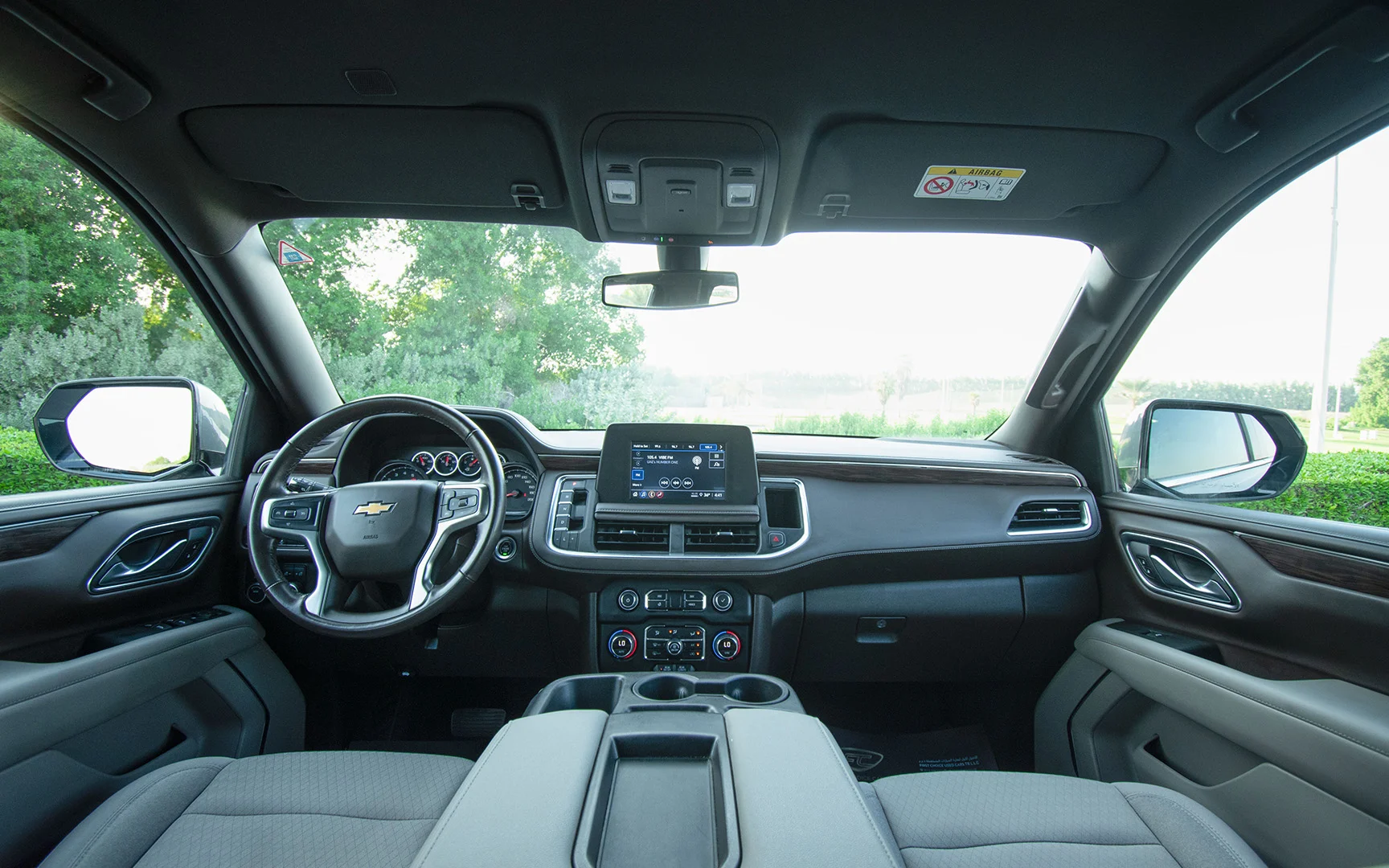 Used 2021 Chevrolet Tahoe LS Silver – Front Cabin / Dashboard Full View at First Choice Cars Sharjah
