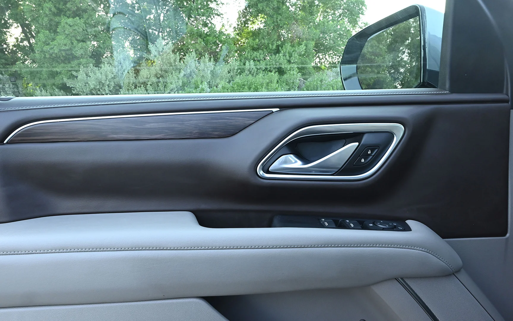 Used 2021 Chevrolet Tahoe LS Silver – Driver Door Panel Full View at First Choice Cars Sharjah