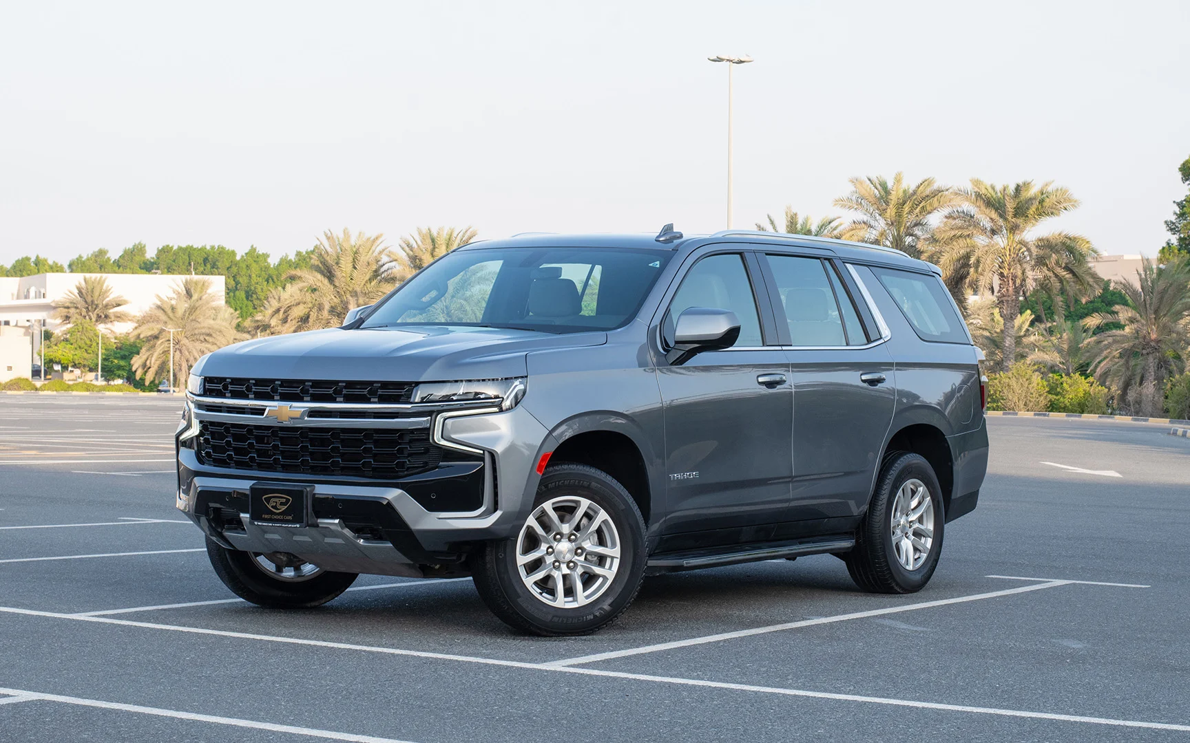 Used 2021 Chevrolet Tahoe LS Silver – Left Front Diagonal (45°) View at First Choice Cars Sharjah