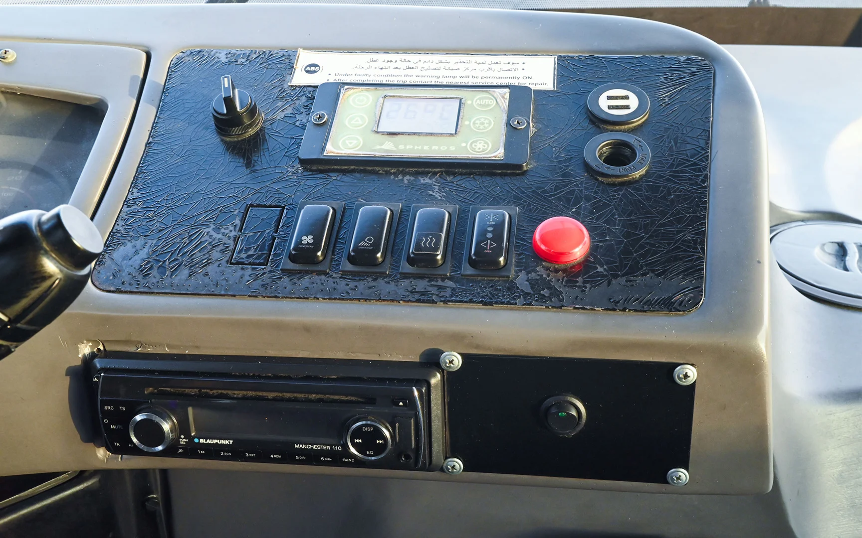 Used 2018 Ashok Leyland Oyster 32-Seater White – Infotainment / Touchscreen System at First Choice Cars Sharjah