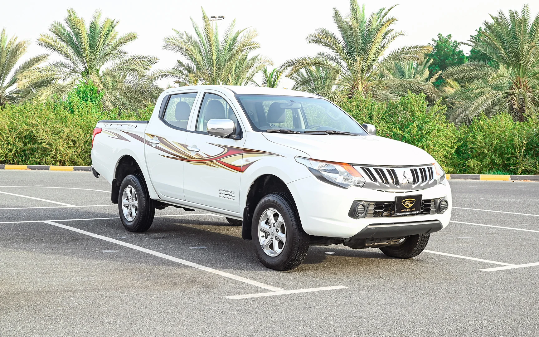 Used 2018 Mitsubishi L200 GLX Double Cabin White – Right Front Diagonal (45°) View at First Choice Cars Sharjah