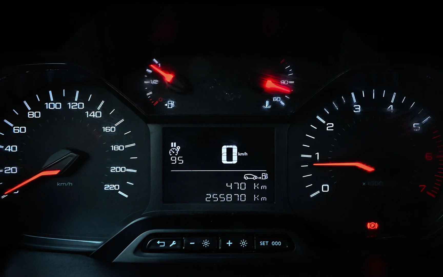 Used 2020 Peugeot Partner Long Van White – Odometer / Mileage Reading View at First Choice Cars Sharjah