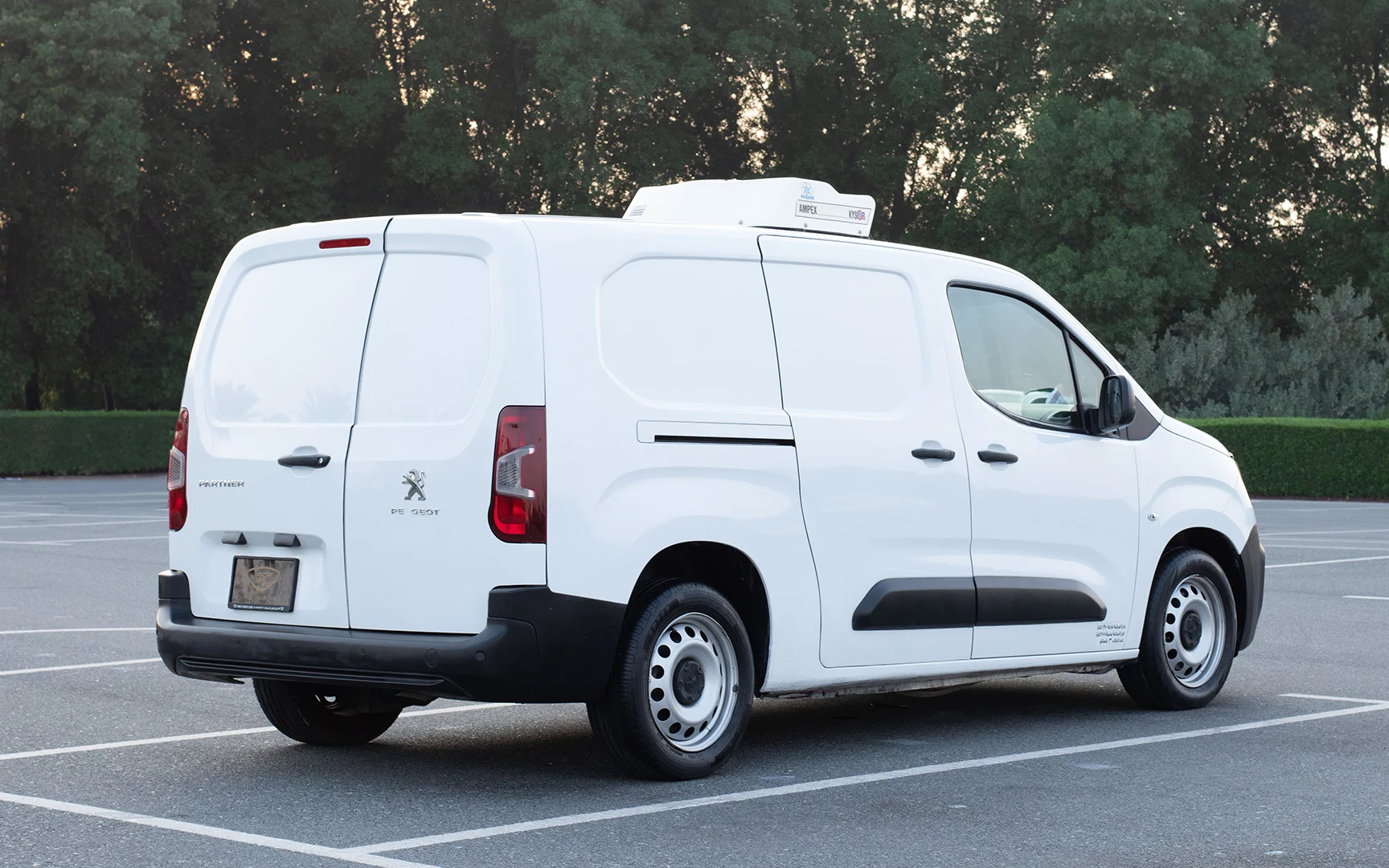 Used 2020 Peugeot Partner Long Van in White – Right Back Diagonal (45°) View for Sale at First Choice Cars Dubai Sharjah