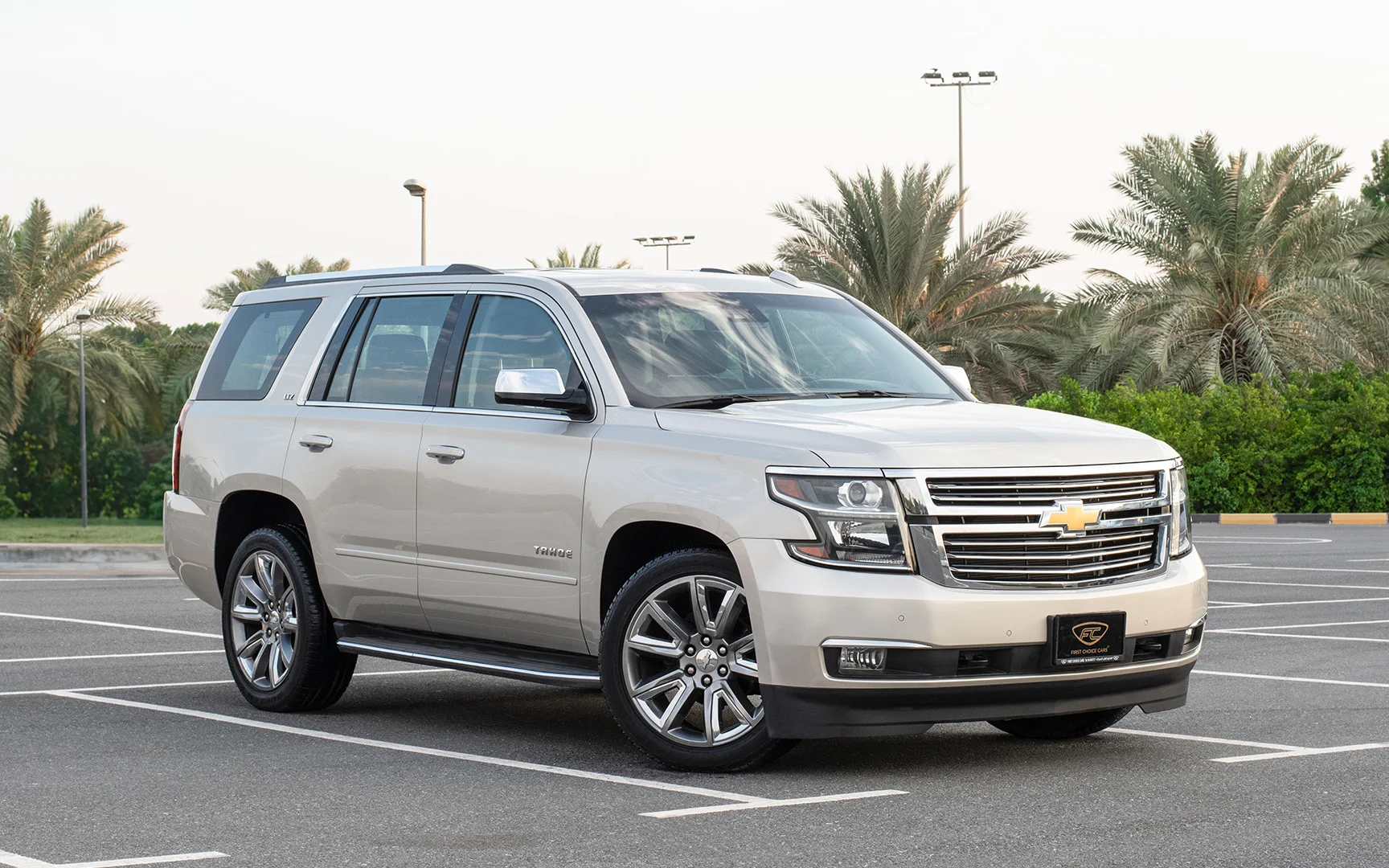 Used 2015 Chevrolet Tahoe LTZ Gold – Right Front Diagonal (45°) View at First Choice Cars Sharjah