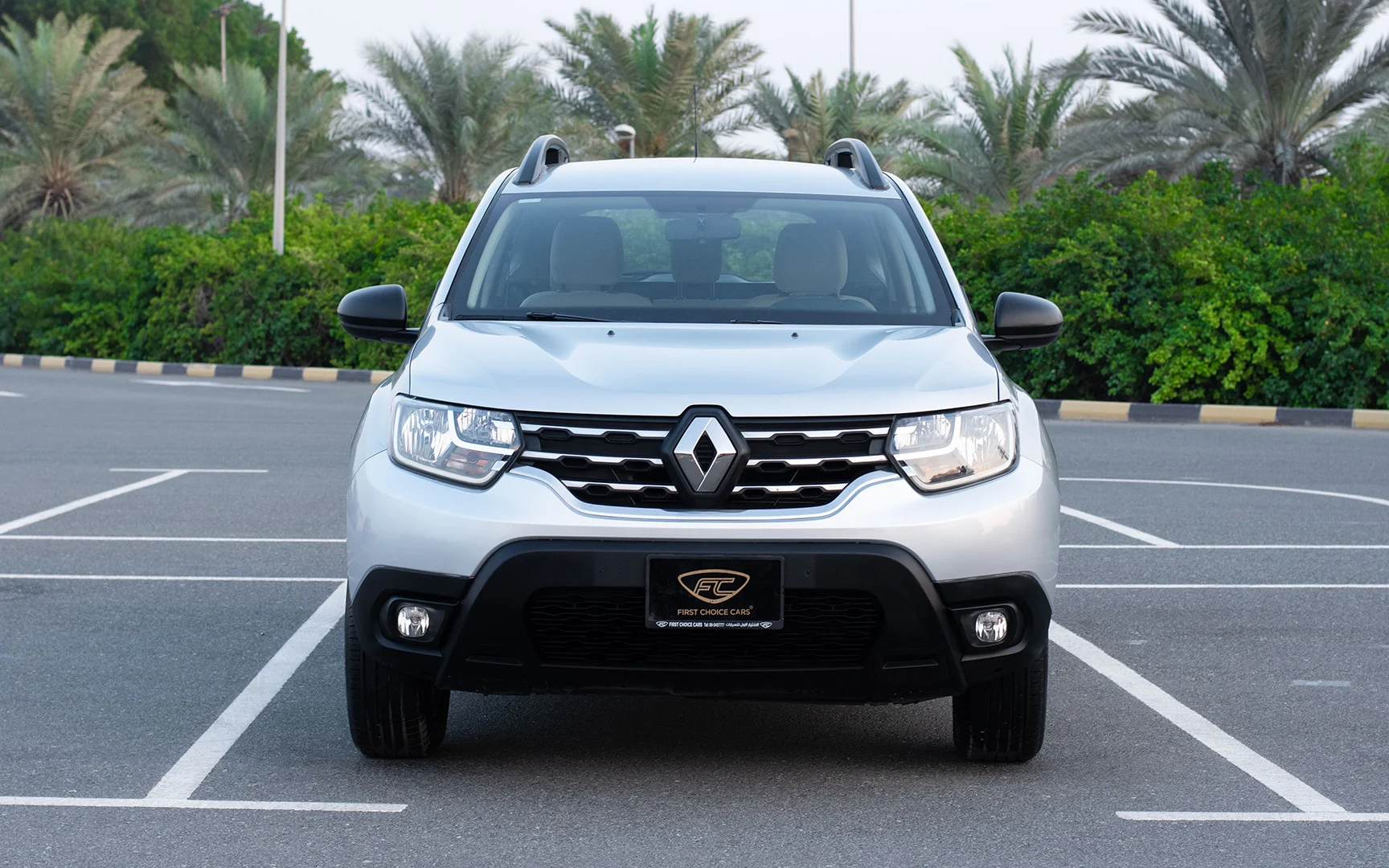 Used 2020 Renault Duster Se Silver – Front View at First Choice Cars Sharjah