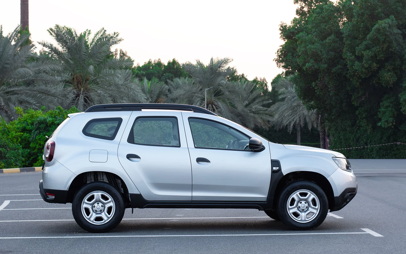 Used 2020 Renault Duster Se Silver – Right Side View at First Choice Cars Sharjah