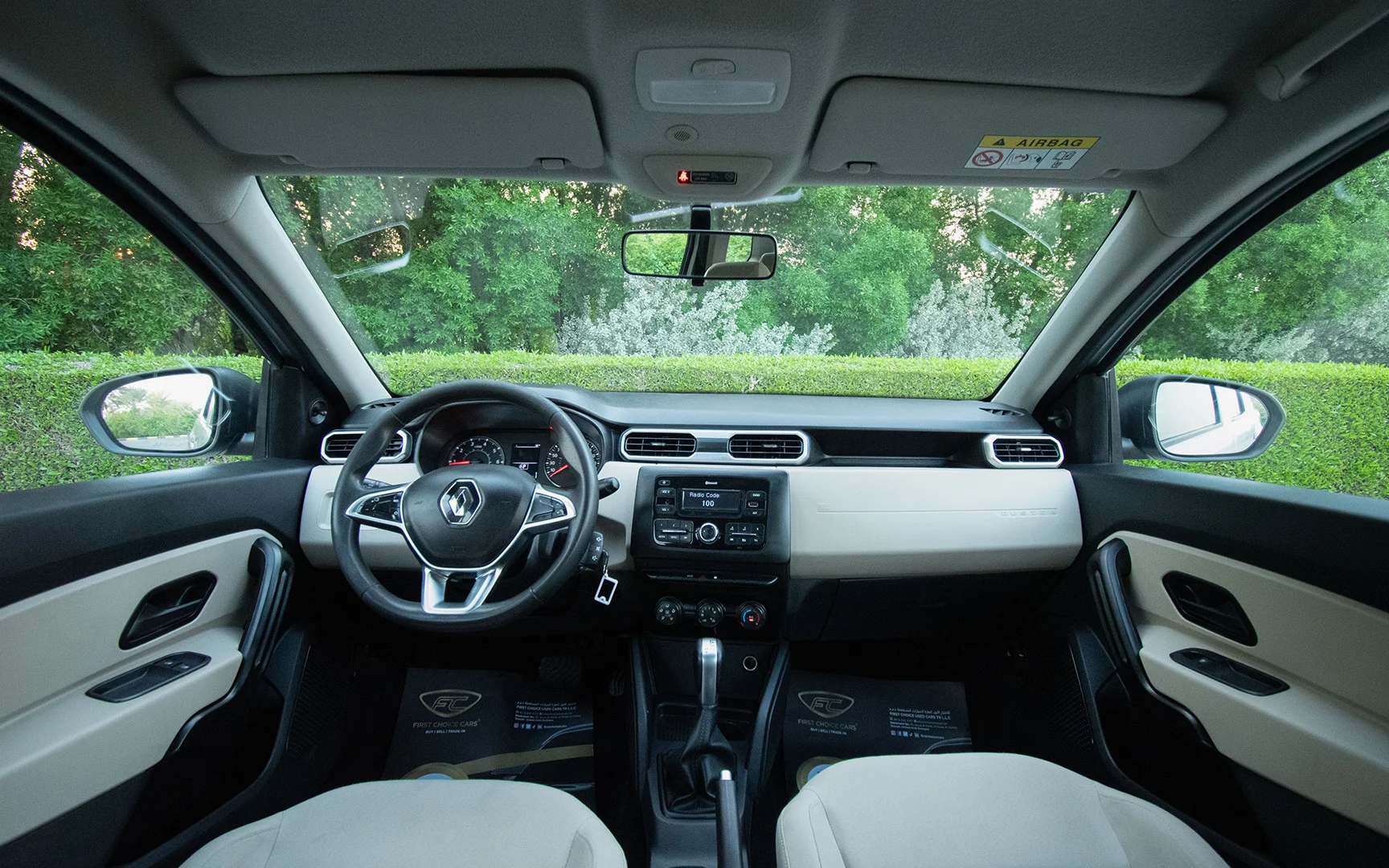 Used 2020 Renault Duster Se Silver – Front Cabin / Dashboard Full View at First Choice Cars Sharjah