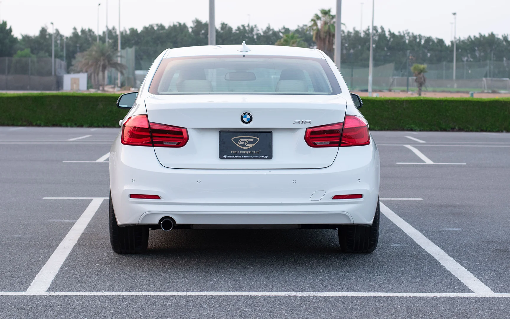 Used 2017 BMW 3-Series 318i White – Back/Rear View at First Choice Cars Sharjah