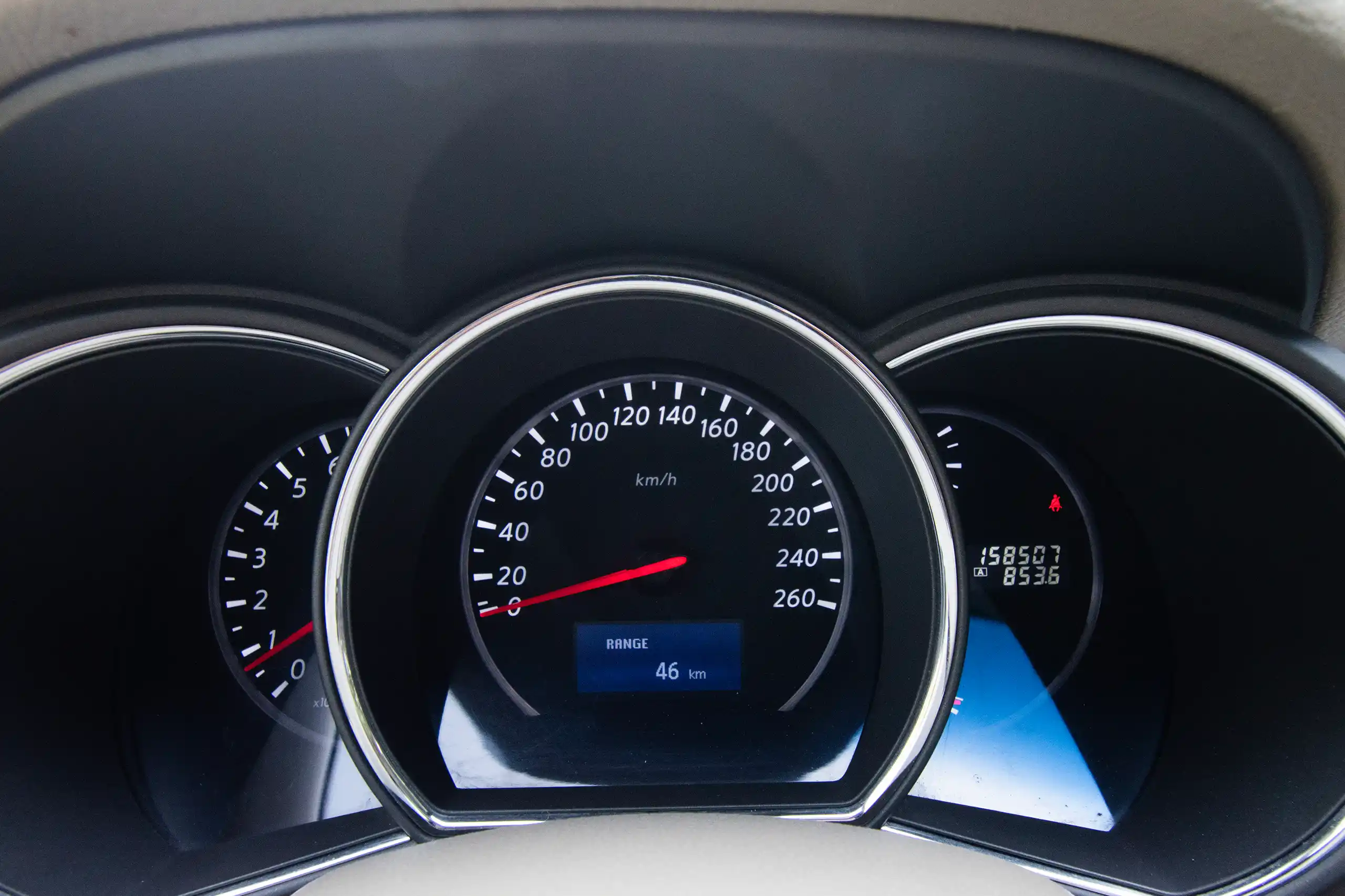 Used 2015 Nissan Murano SL Grey – Odometer / Mileage Reading View at First Choice Cars Sharjah