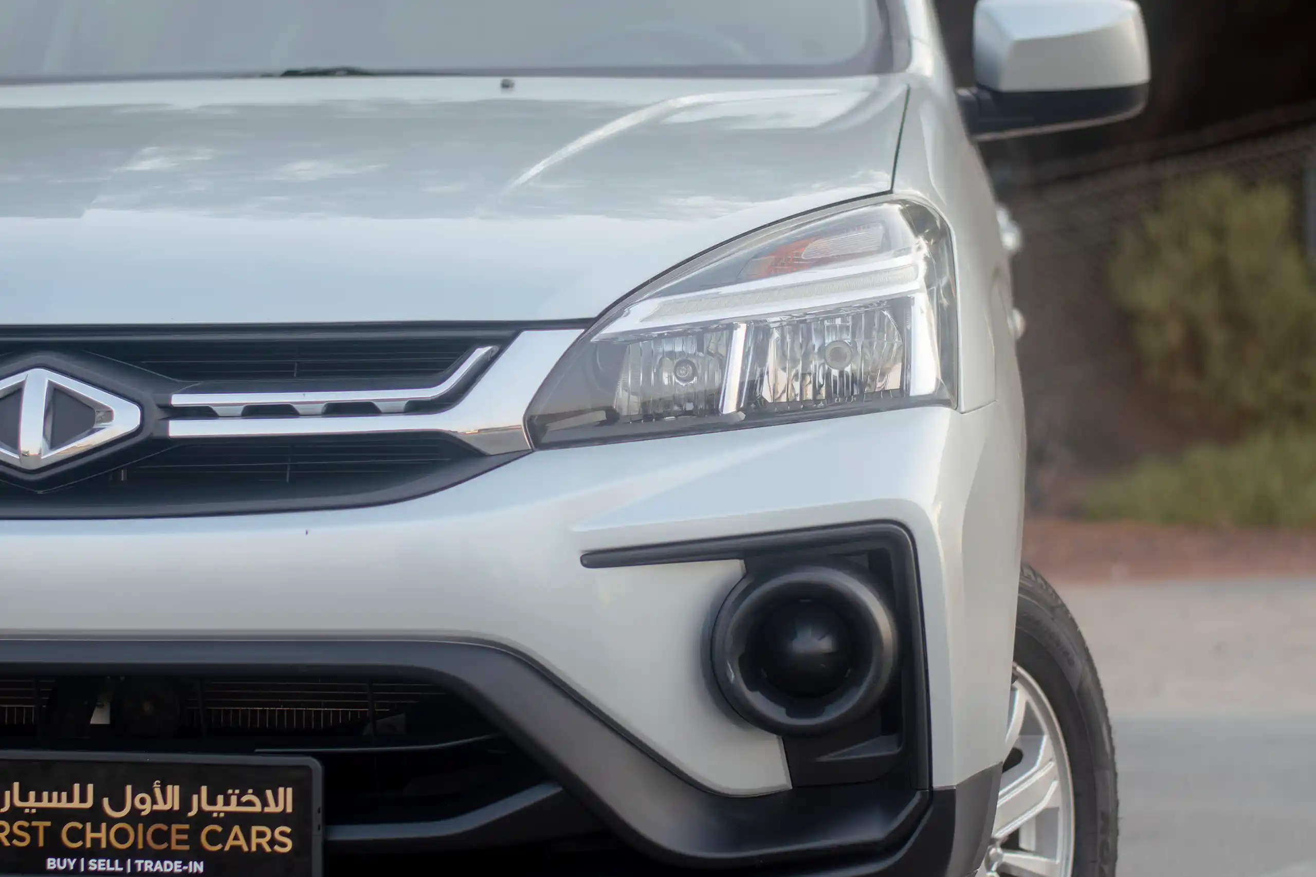 Used 2020 CMC Z7 Standard Silver – Headlight Close-up at First Choice Cars Sharjah