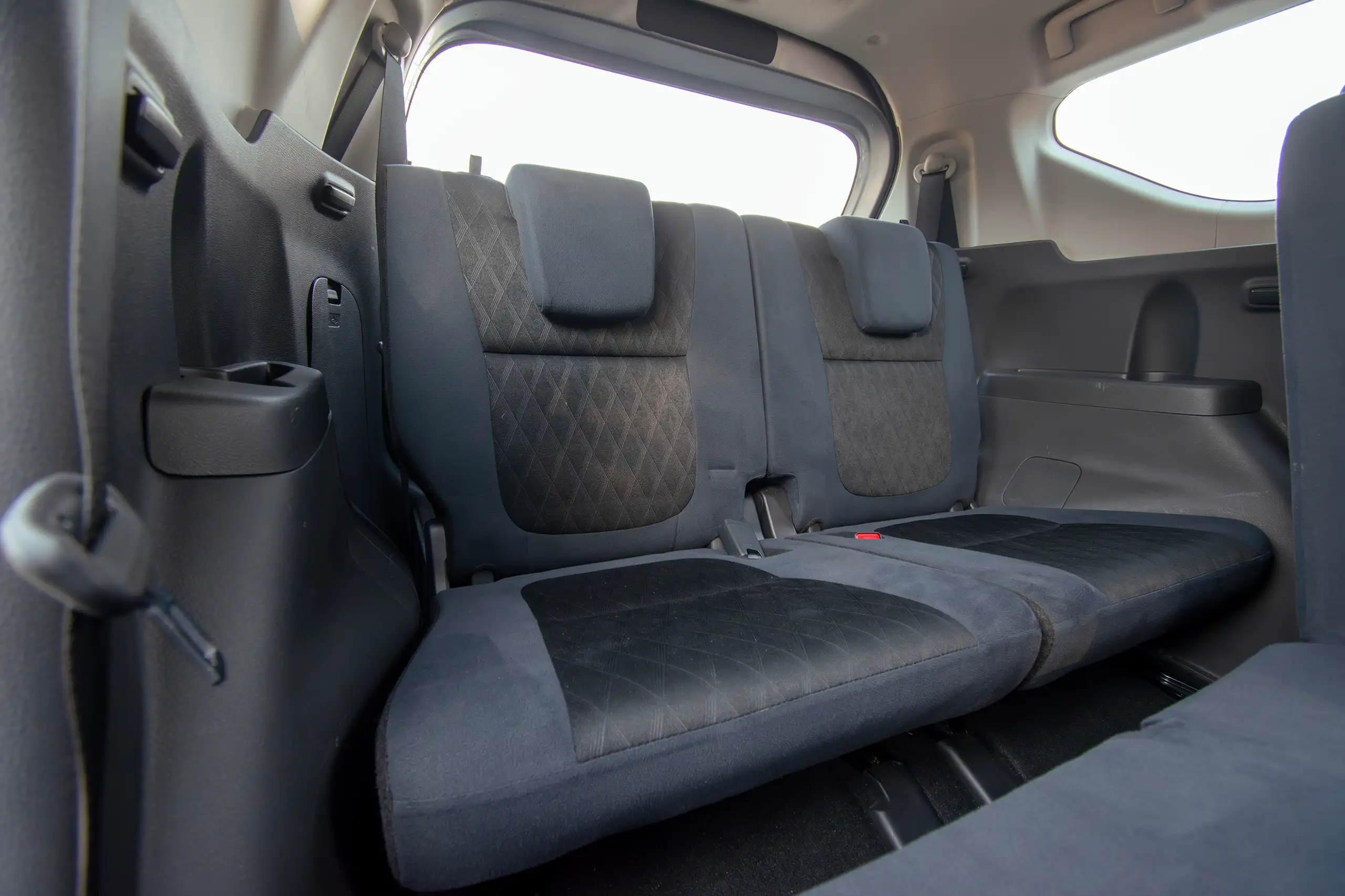 Used 2024 Mitsubishi Xpander Cross Premium Silver – Third Row Right Seat View at First Choice Cars Sharjah