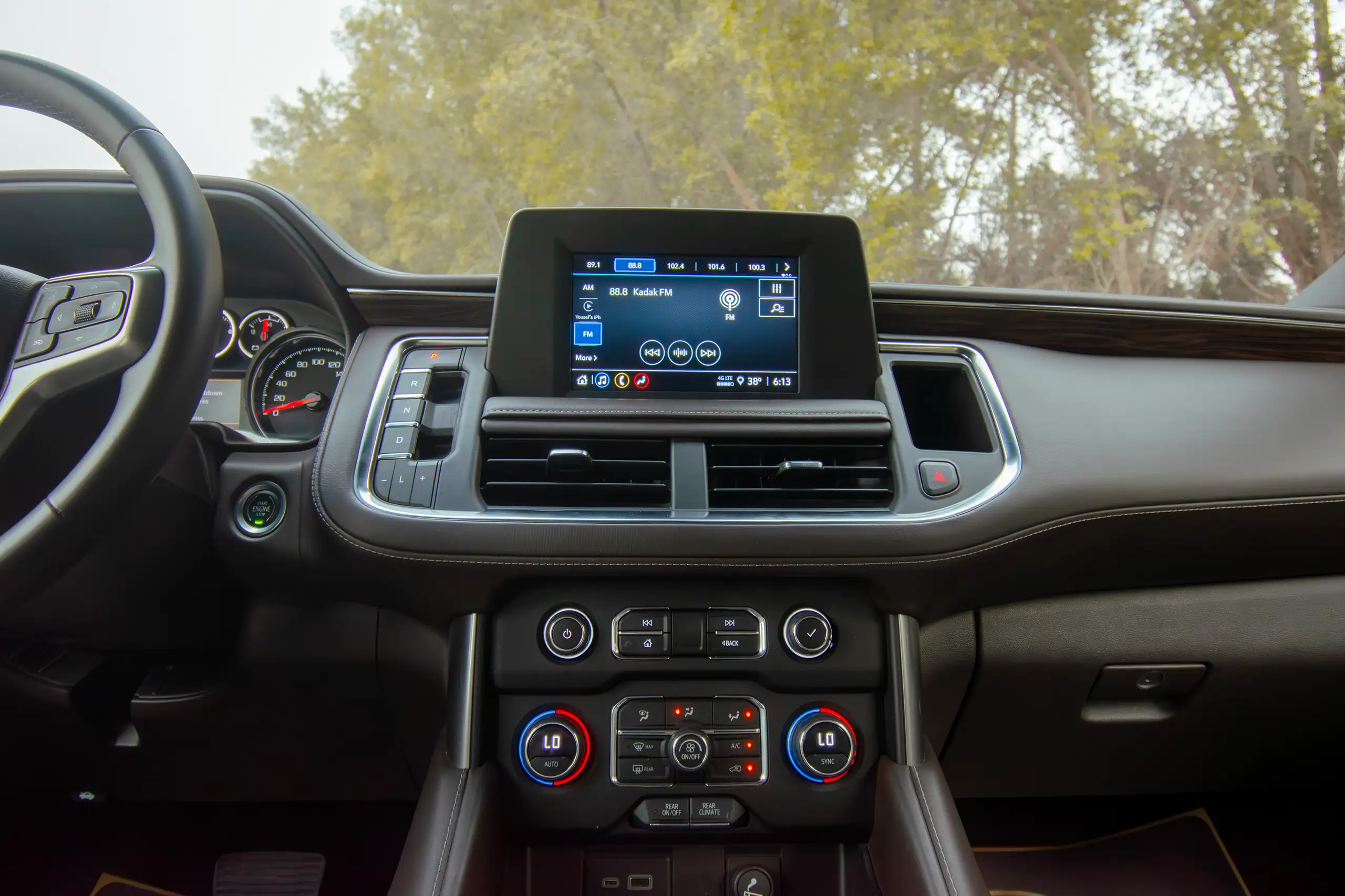 Used 2023 Chevrolet Tahoe LS Grey – Infotainment / Touchscreen System at First Choice Cars Sharjah