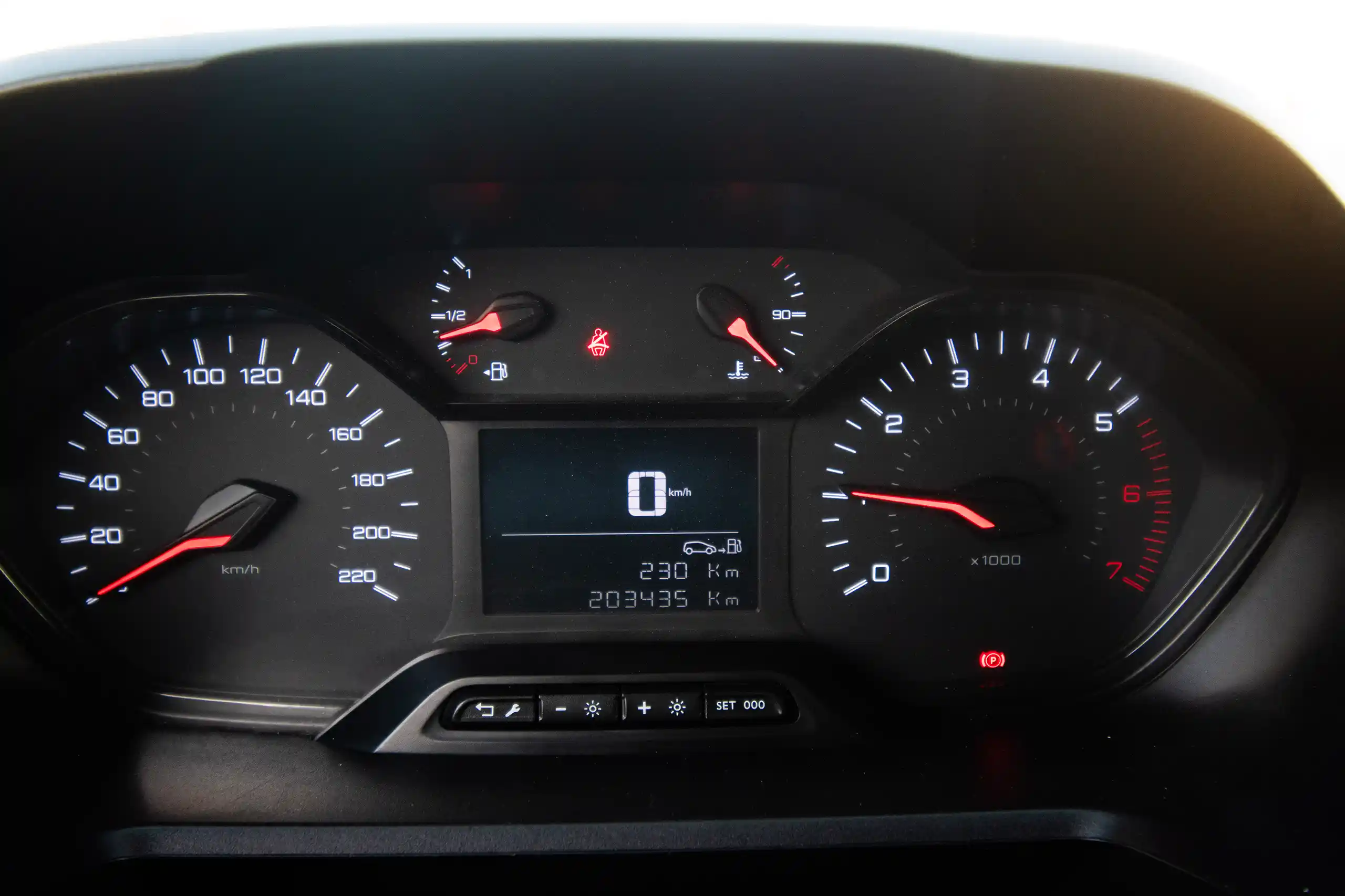 Used 2022 Peugeot Partner Standard White – Odometer / Mileage Reading View at First Choice Cars Sharjah