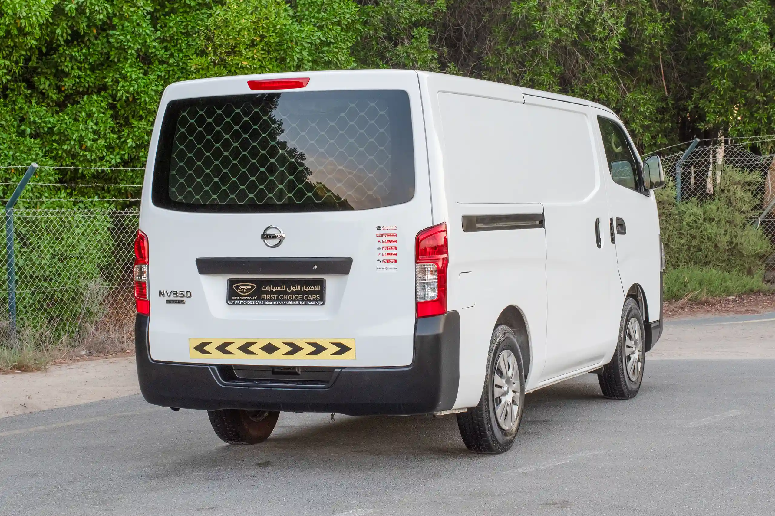 Used 2022 Nissan Urvan Standard Roof White – Right Back Diagonal (45°) View at First Choice Cars Sharjah