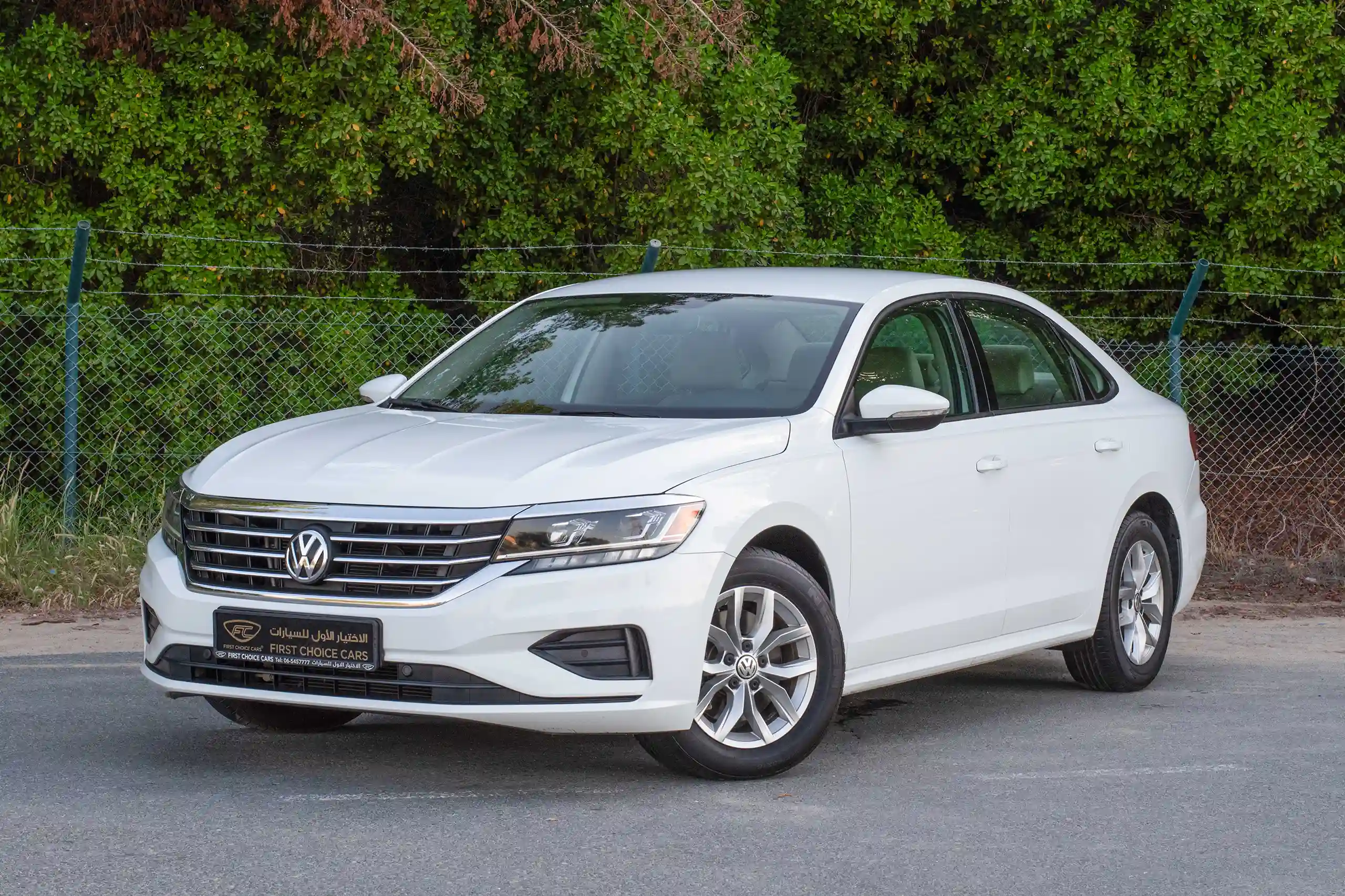 Used 2020 Volkswagen Passat Trendline in White – Left Front Diagonal (45°) View for Sale at First Choice Cars Dubai Sharjah