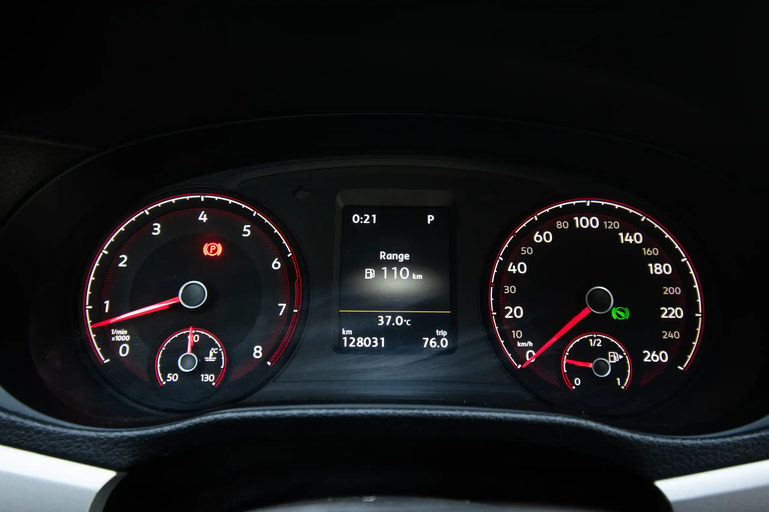 Used 2020 Volkswagen Passat Trendline in Black – Odometer / Mileage Reading View for Sale at First Choice Cars Dubai Sharjah