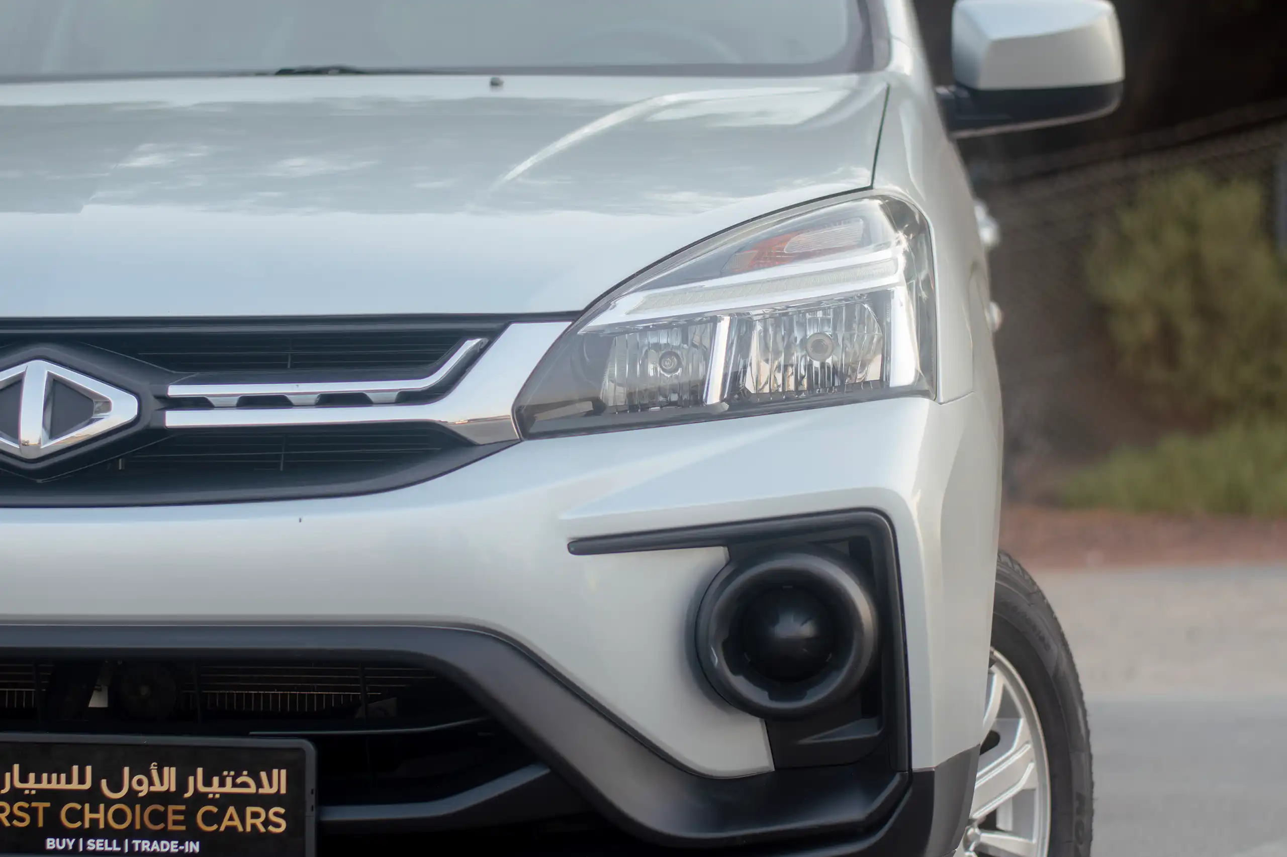 Used 2020 CMC Z7 Standard Silver – Headlight Close-up at First Choice Cars Sharjah