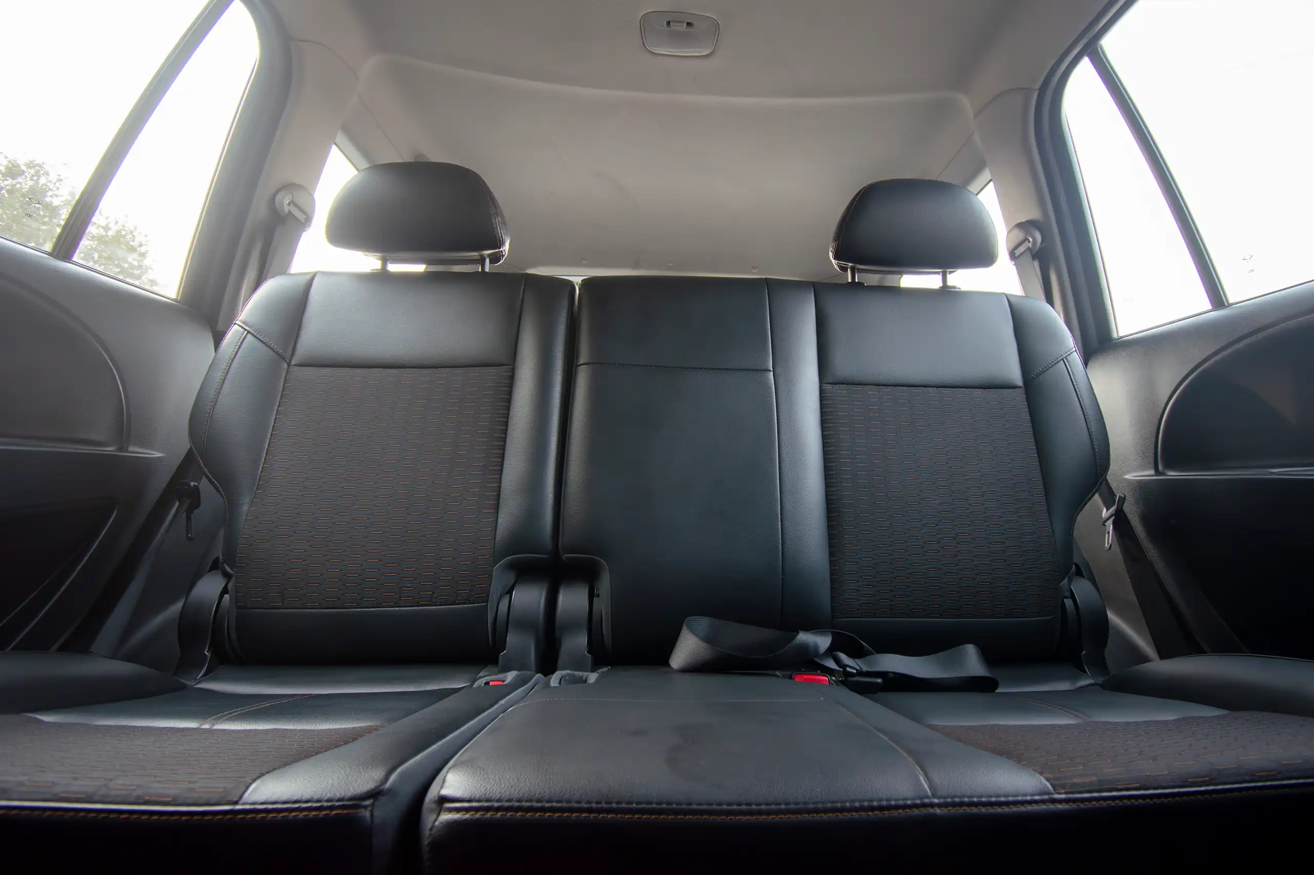 Used 2020 CMC Z7 Standard Silver – Rear Seat View at First Choice Cars Sharjah