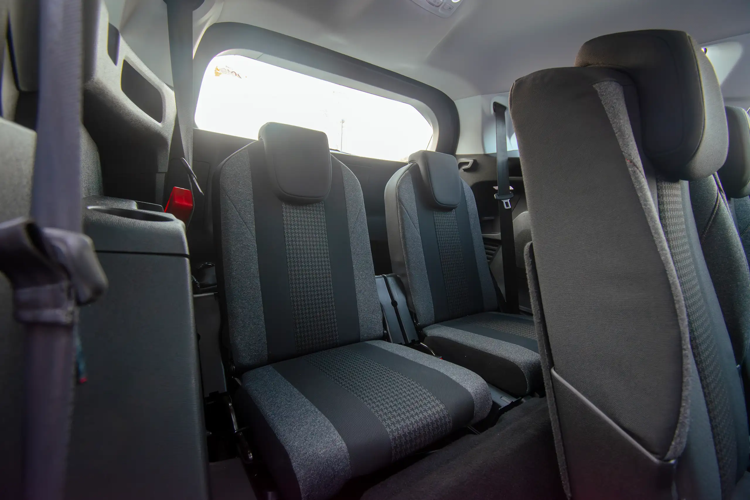 Used 2019 Peugeot 5008 Active Gold – Third Row Right Seat View at First Choice Cars Sharjah