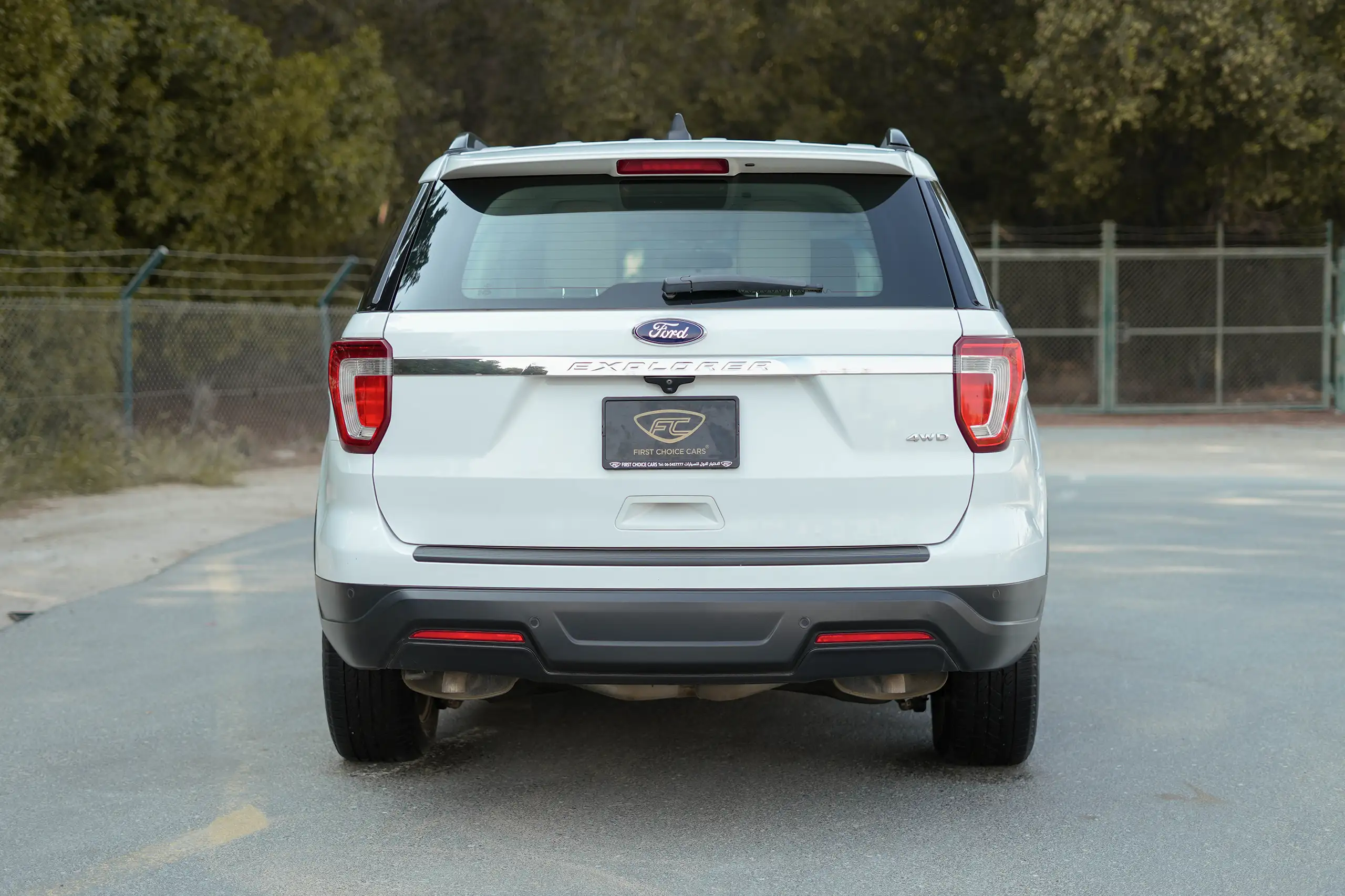 Used 2018 Ford Explorer XLT in White – Back/Rear View for Sale at First Choice Cars Dubai Sharjah
