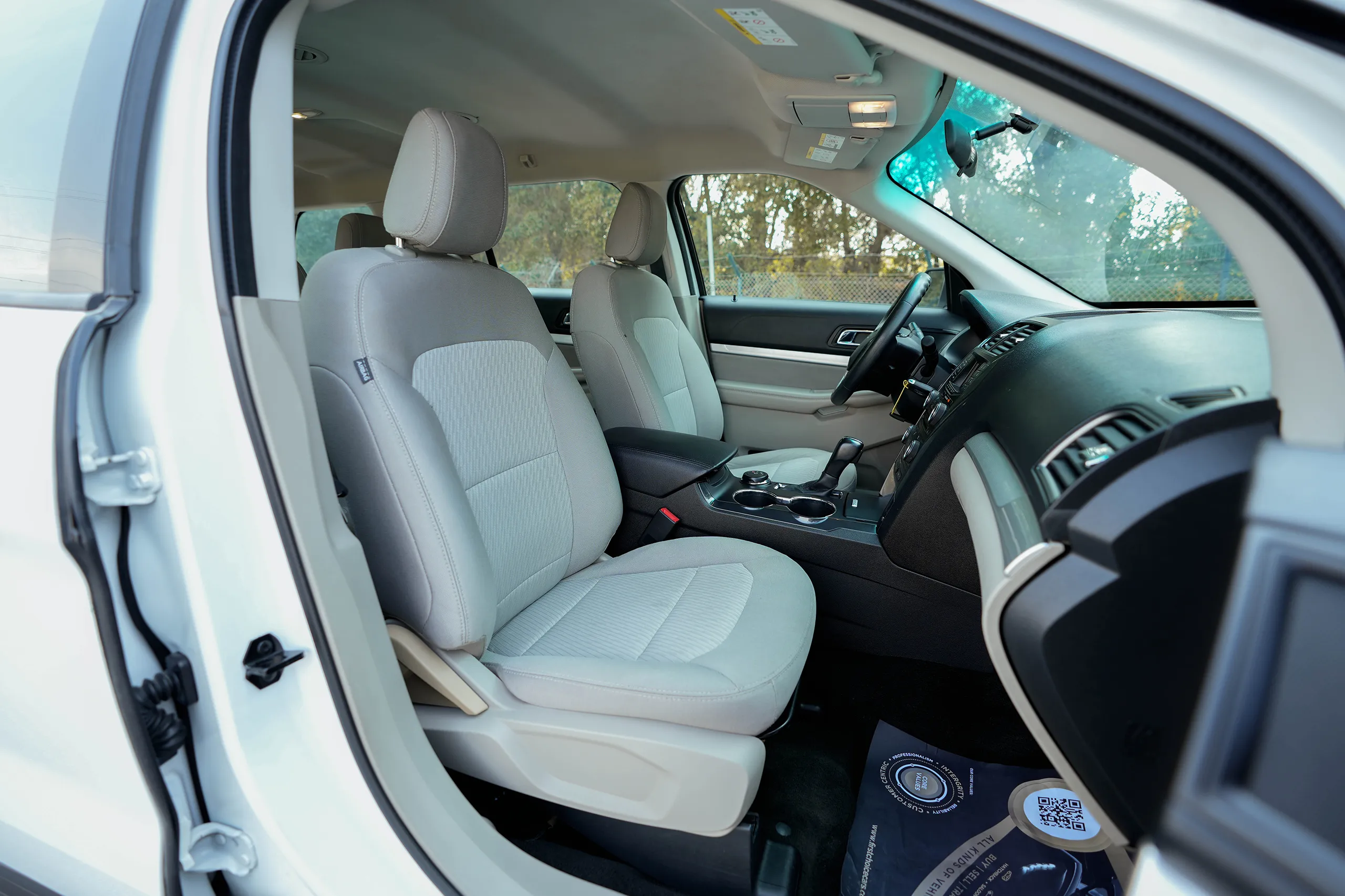 Used 2018 Ford Explorer XLT in White – Front Passenger Side Cabin View for Sale at First Choice Cars Dubai Sharjah