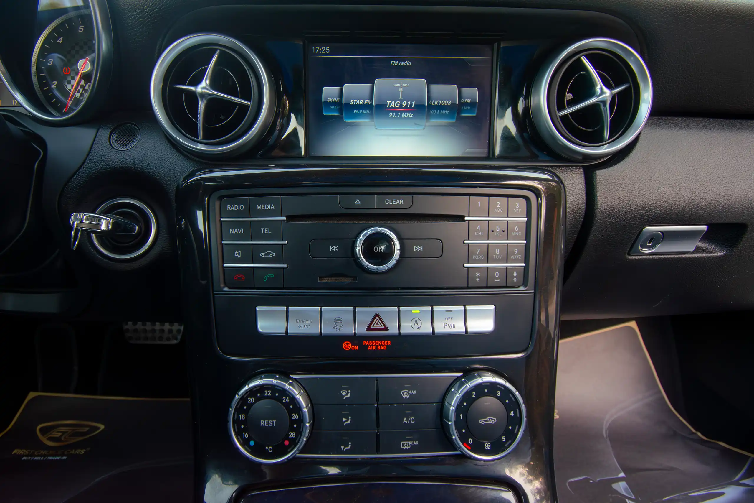 Used 2017 Mercedes Benz SLC-CLASS 200 Silver – Infotainment / Touchscreen System at First Choice Cars Sharjah