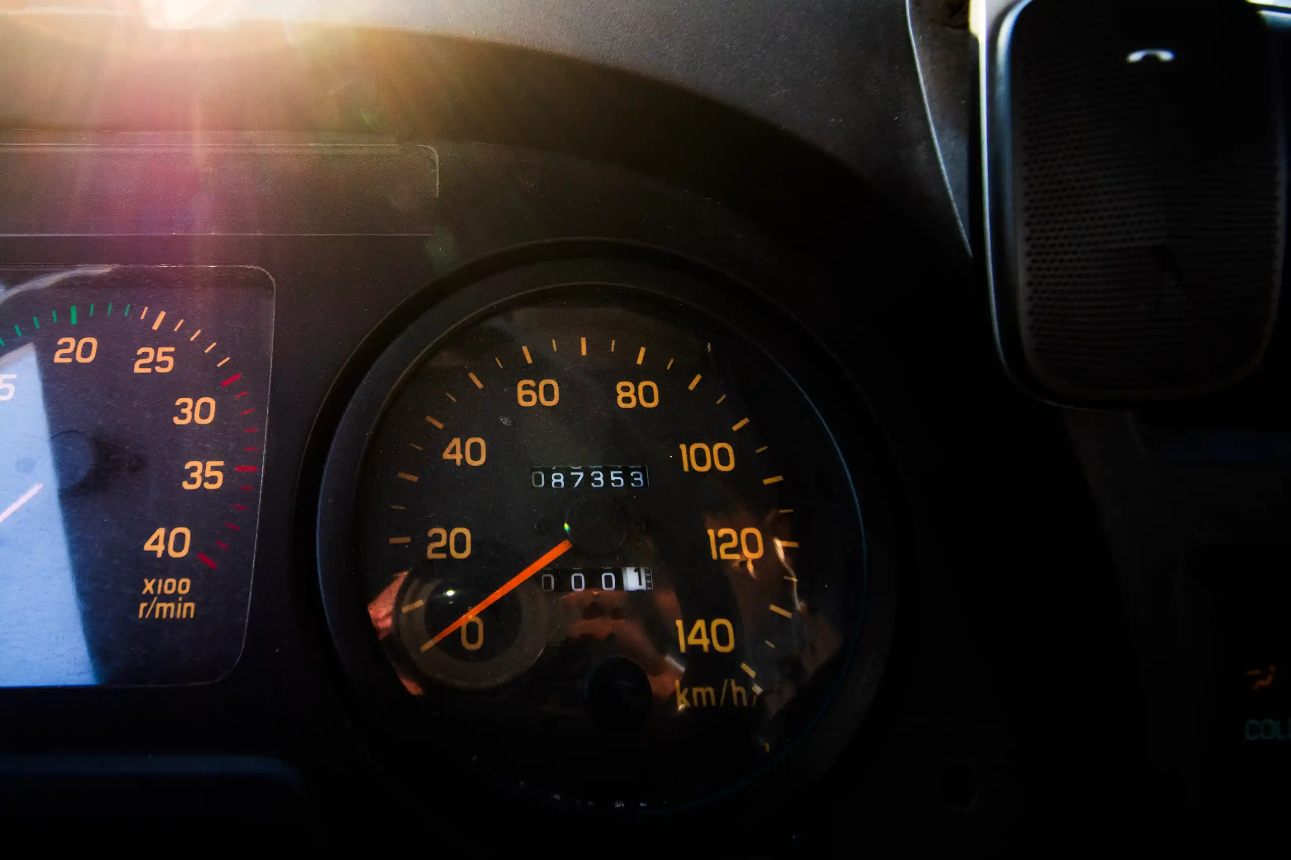 Used 2016 Isuzu FSR Cargo Truck Yellow – Odometer / Mileage Reading View at First Choice Cars Sharjah