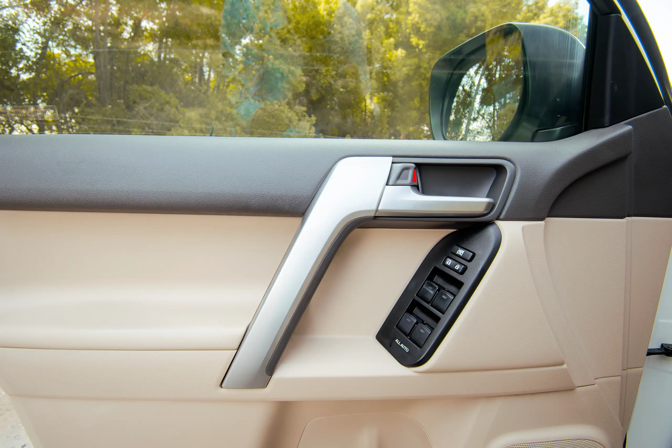 Used 2020 Toyota Prado VXR White – Driver Door Panel Full View at First Choice Cars Sharjah