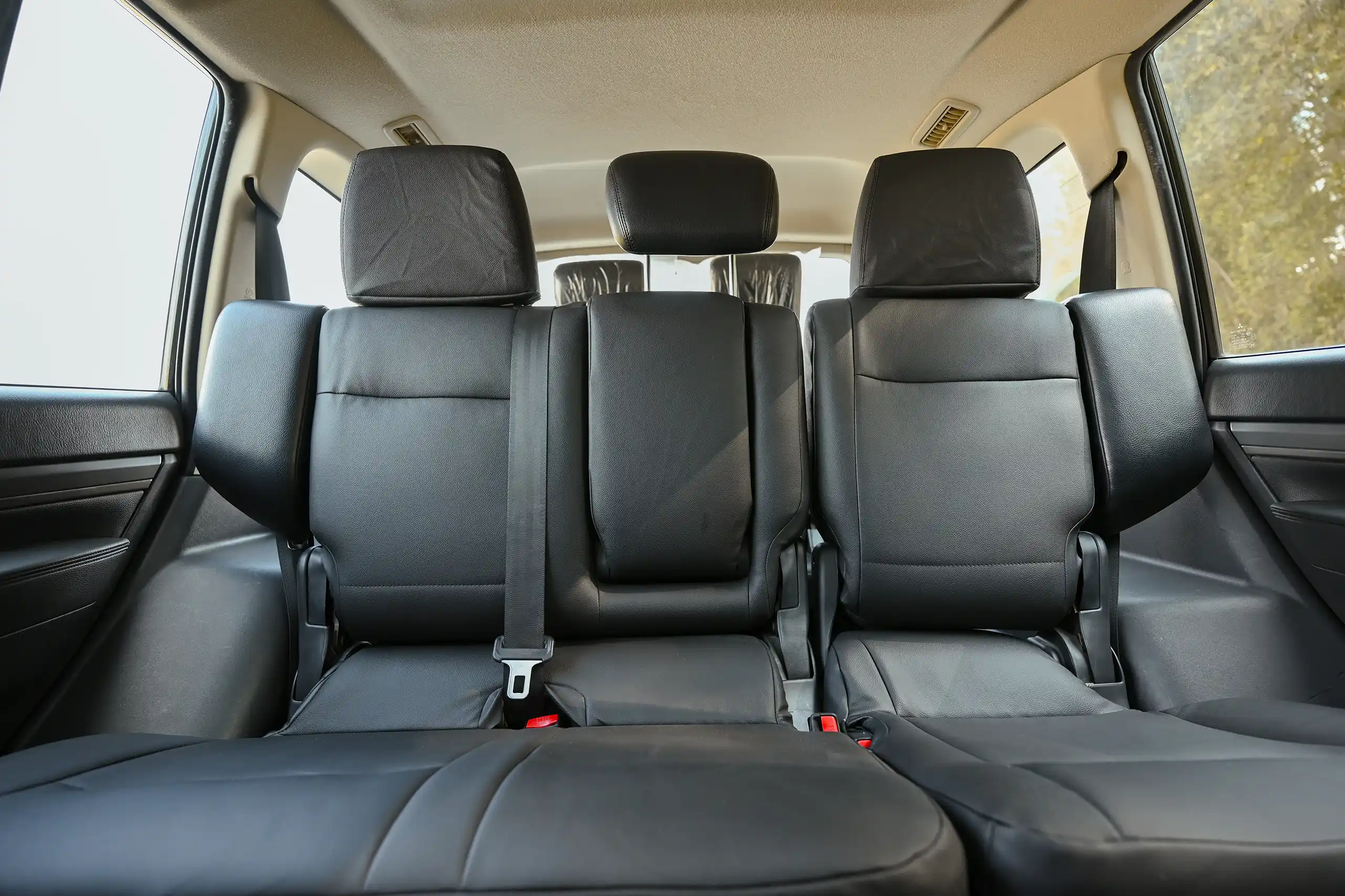 Used 2022 Mitsubishi PAJERO GLS White – Rear Seat View at First Choice Cars Sharjah