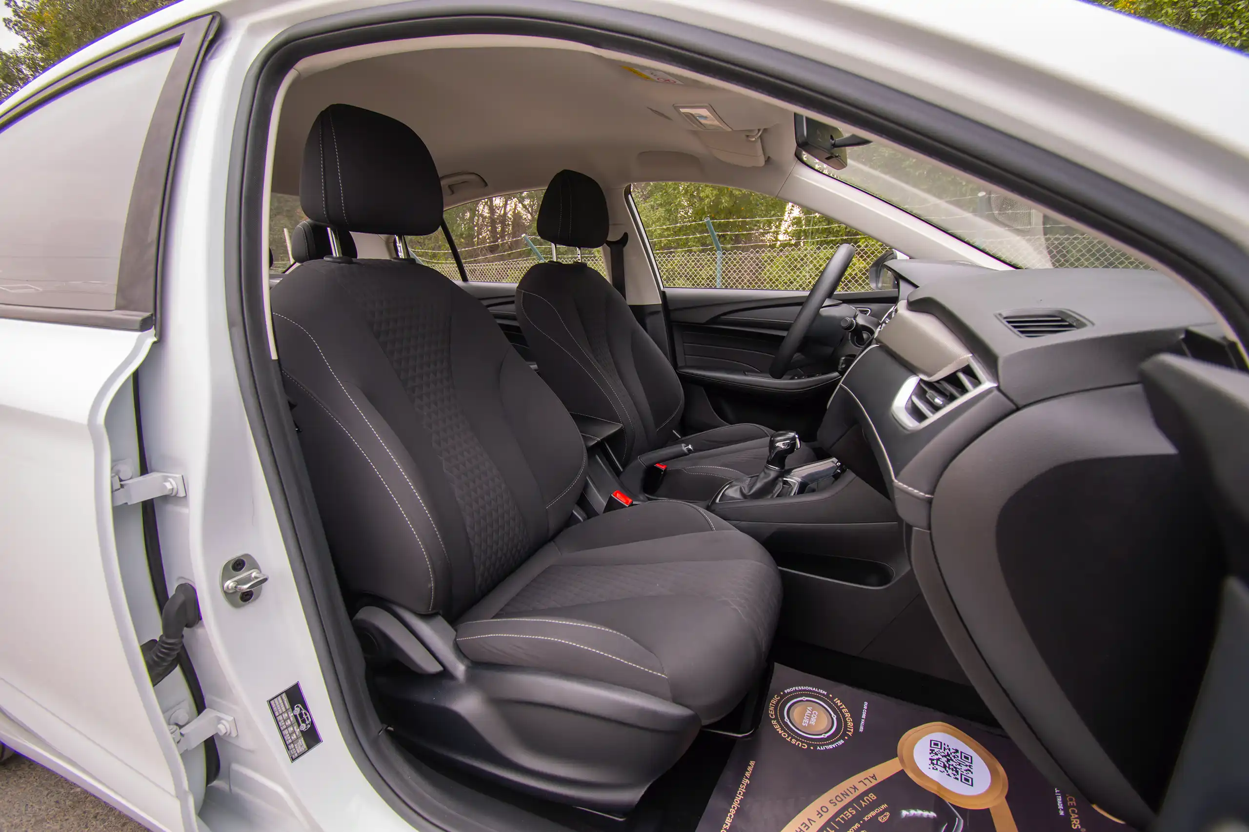 Used 2023 MG 5 Comfort White – Front Passenger Side Cabin View at First Choice Cars Sharjah