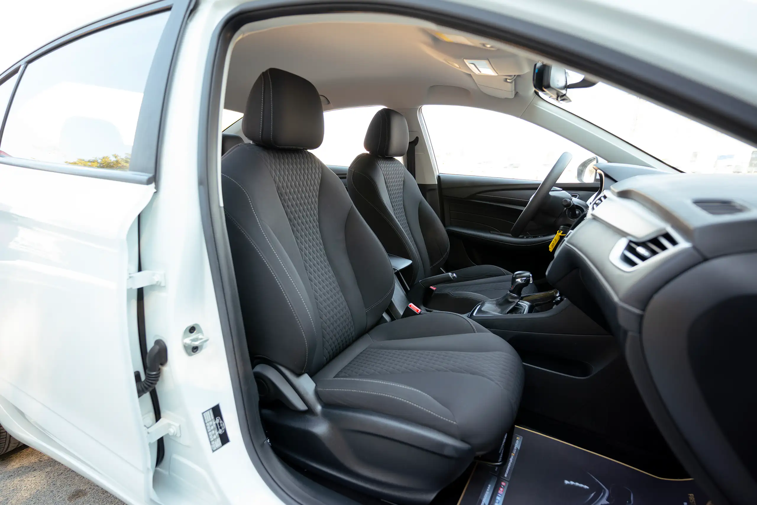 Used 2022 MG 5 Comfort White – Front Passenger Side Cabin View at First Choice Cars Sharjah