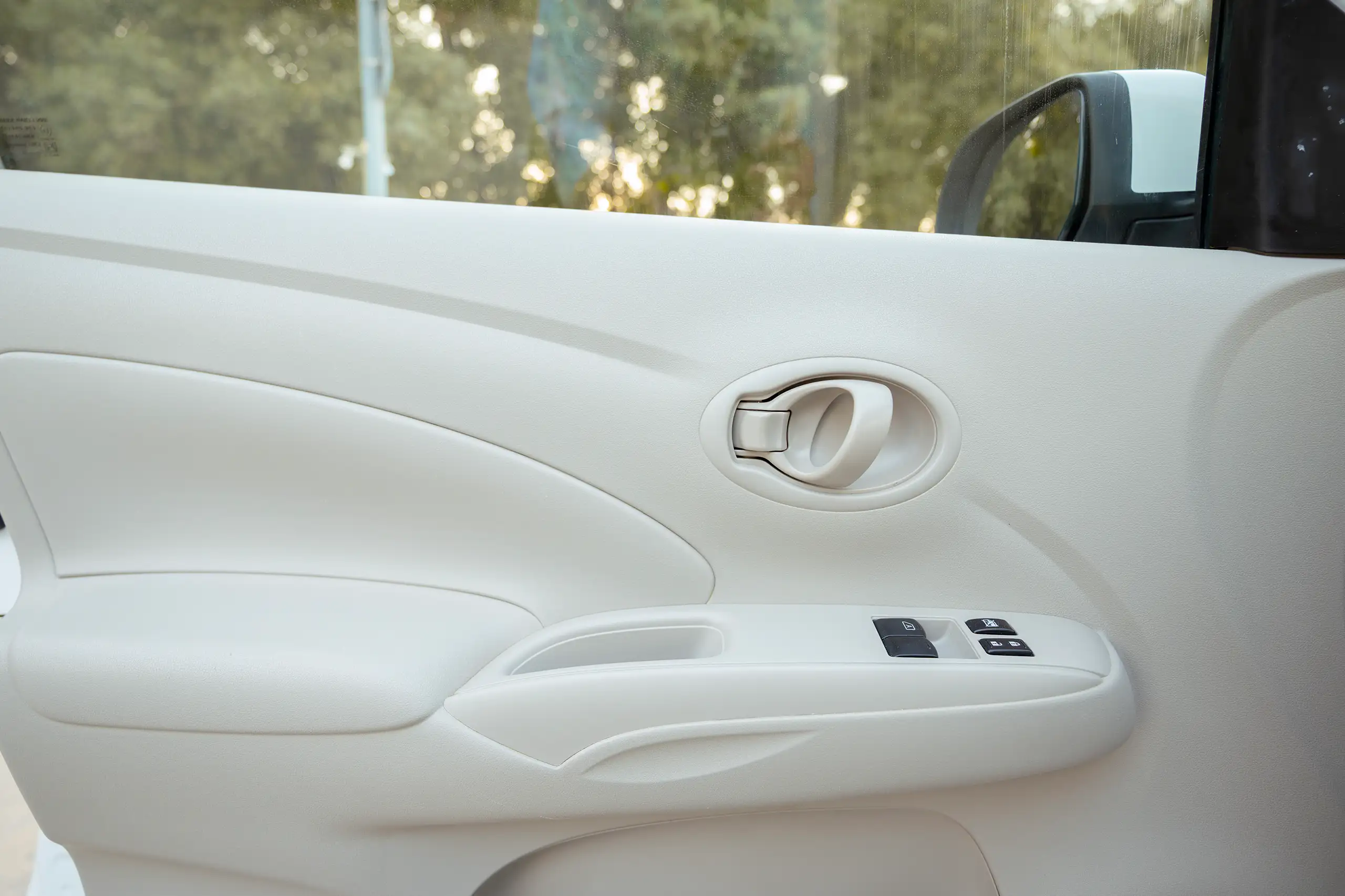 Used 2024 Nissan Sunny SV White – Driver Door Panel Full View at First Choice Cars Sharjah