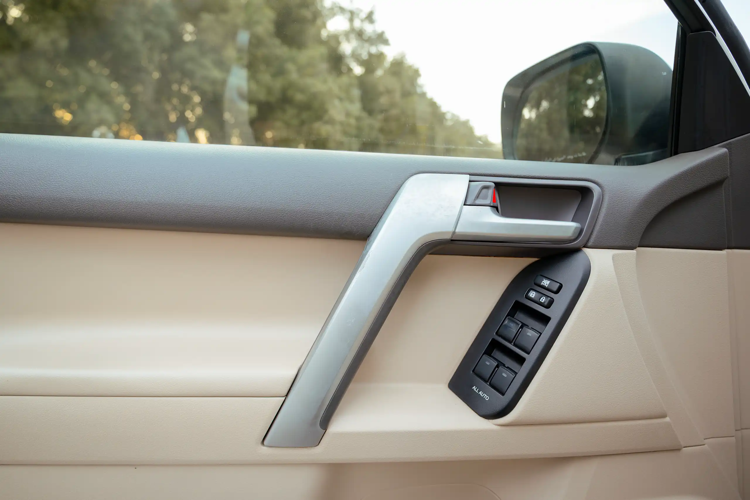 Used 2022 Toyota Prado VXR White – Driver Door Panel Full View at First Choice Cars Sharjah