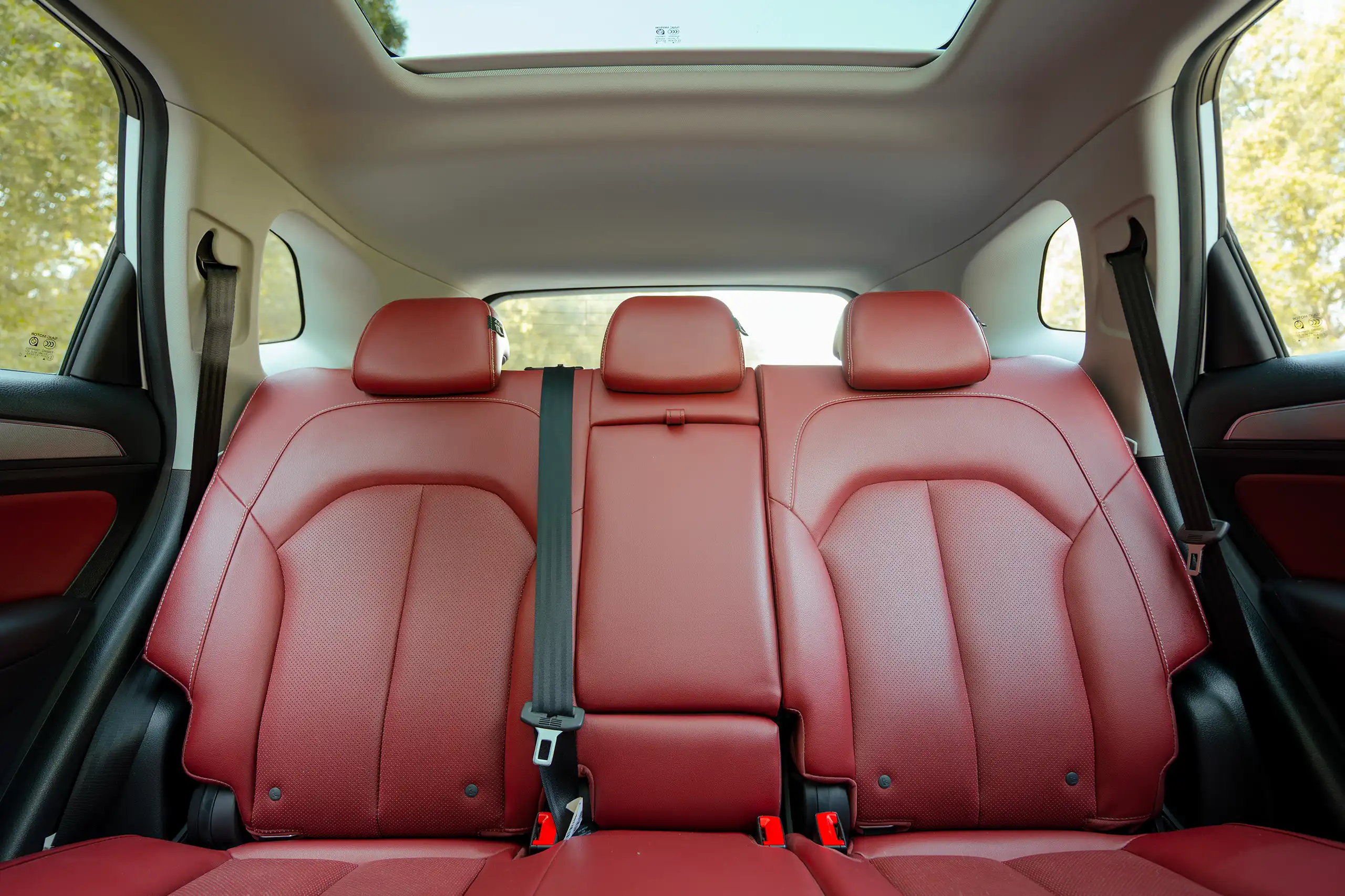 Used 2023 MG RX5 Luxury White – Rear Seat View at First Choice Cars Sharjah