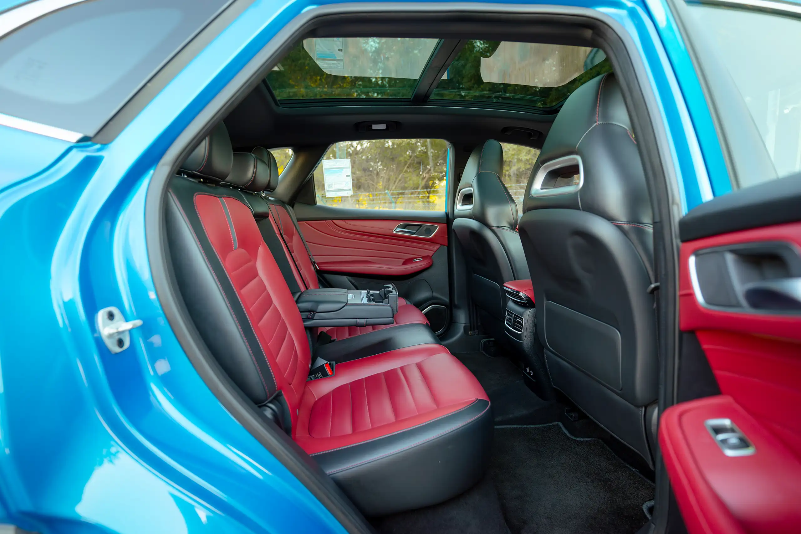 Used 2021 MG HS Luxury Blue – Rear Passenger Side Cabin View at First Choice Cars Sharjah