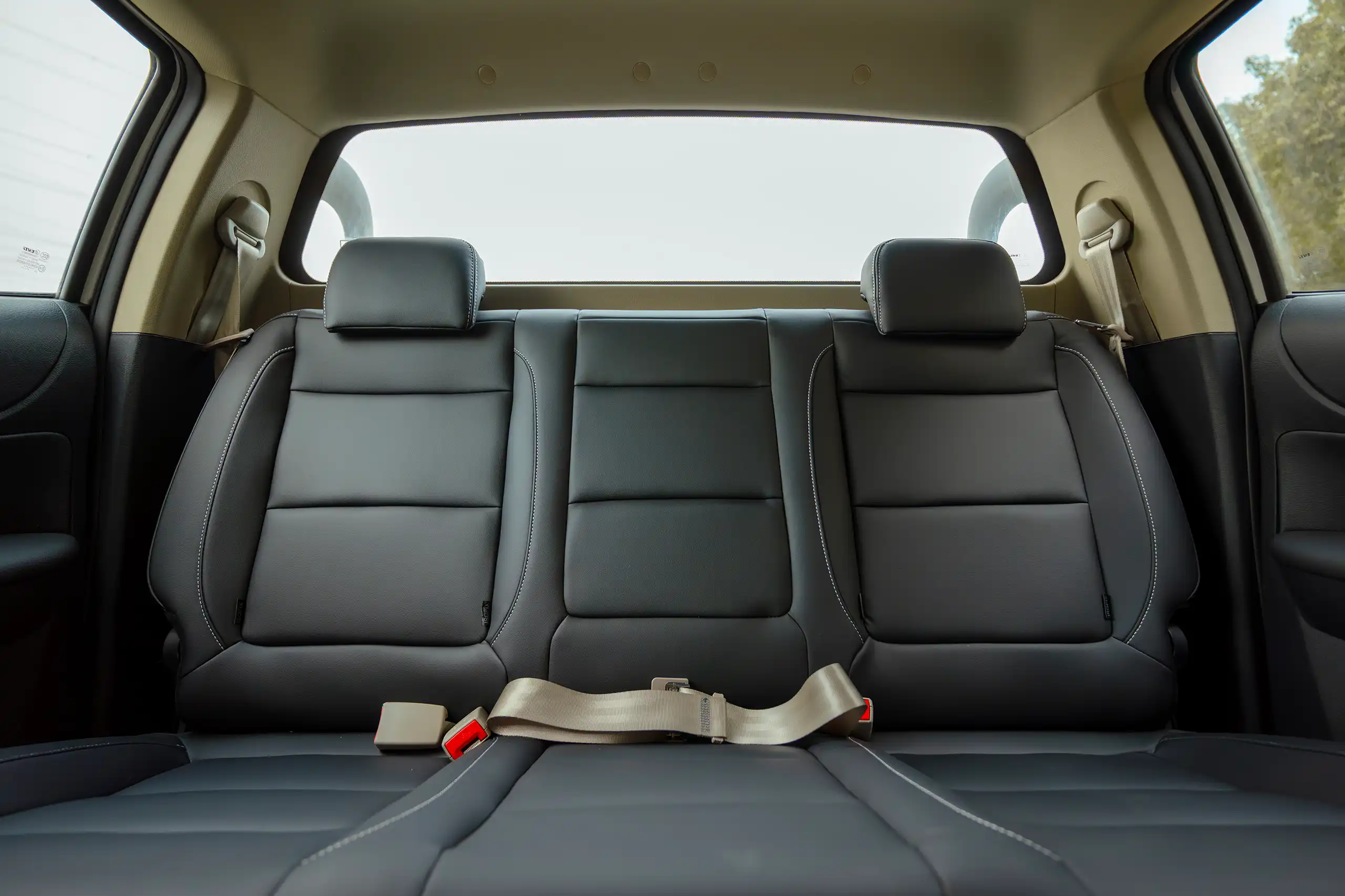 Used 2025 DongFeng RICH 6 Double Cabin White – Rear Seat View at First Choice Cars Sharjah