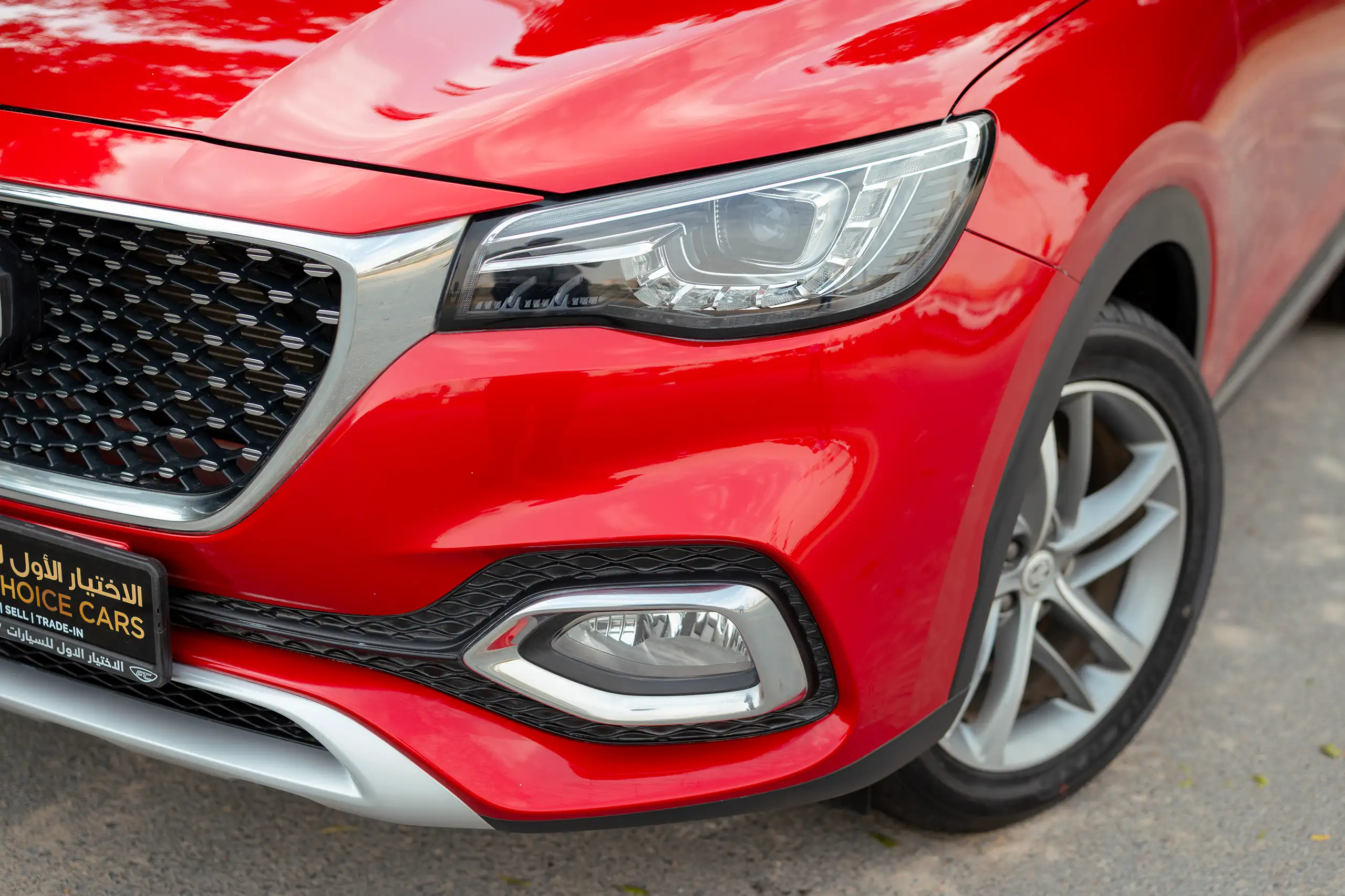 Used 2022 MG HS Luxury Red – Headlight Close-up at First Choice Cars Sharjah