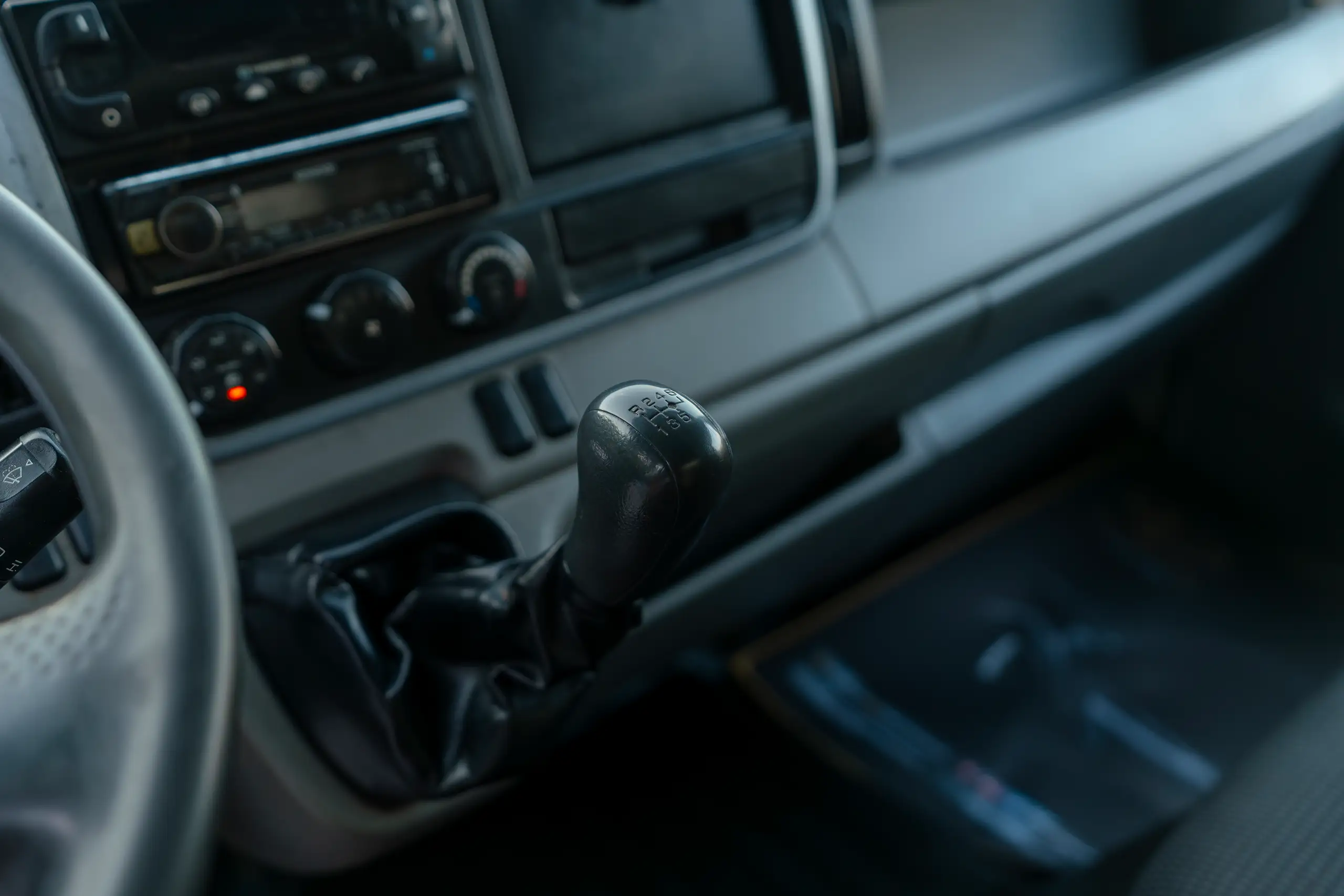 Used 2020 Mitsubishi Canter Chiller Box White – Center Console & Gear Shifter at First Choice Cars Sharjah