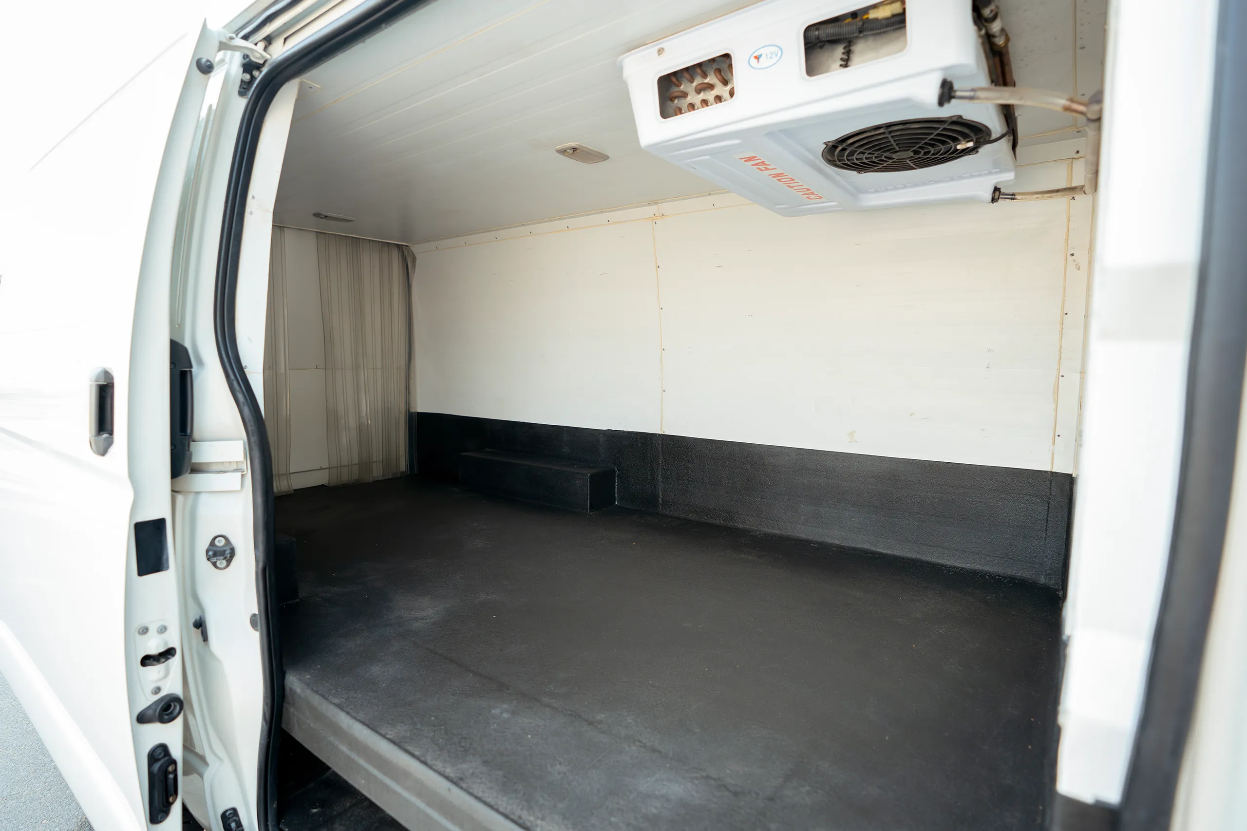 Used 2023 Toyota Hiace GL Standard Roof White – Chiller Box Right Side Interior View at First Choice Cars Sharjah