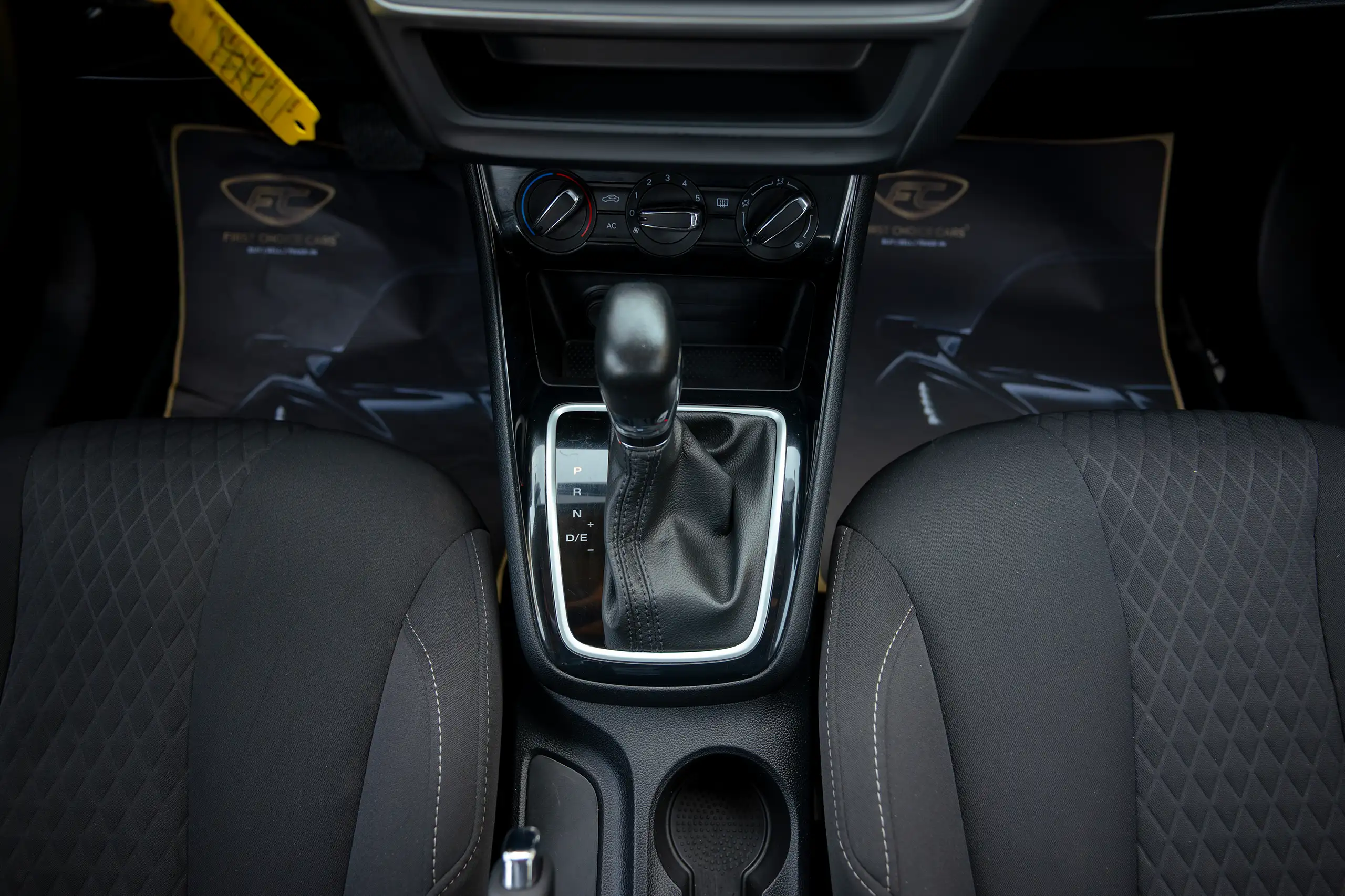 Used 2023 MG 5 Comfort White – Center Console & Gear Shifter at First Choice Cars Sharjah