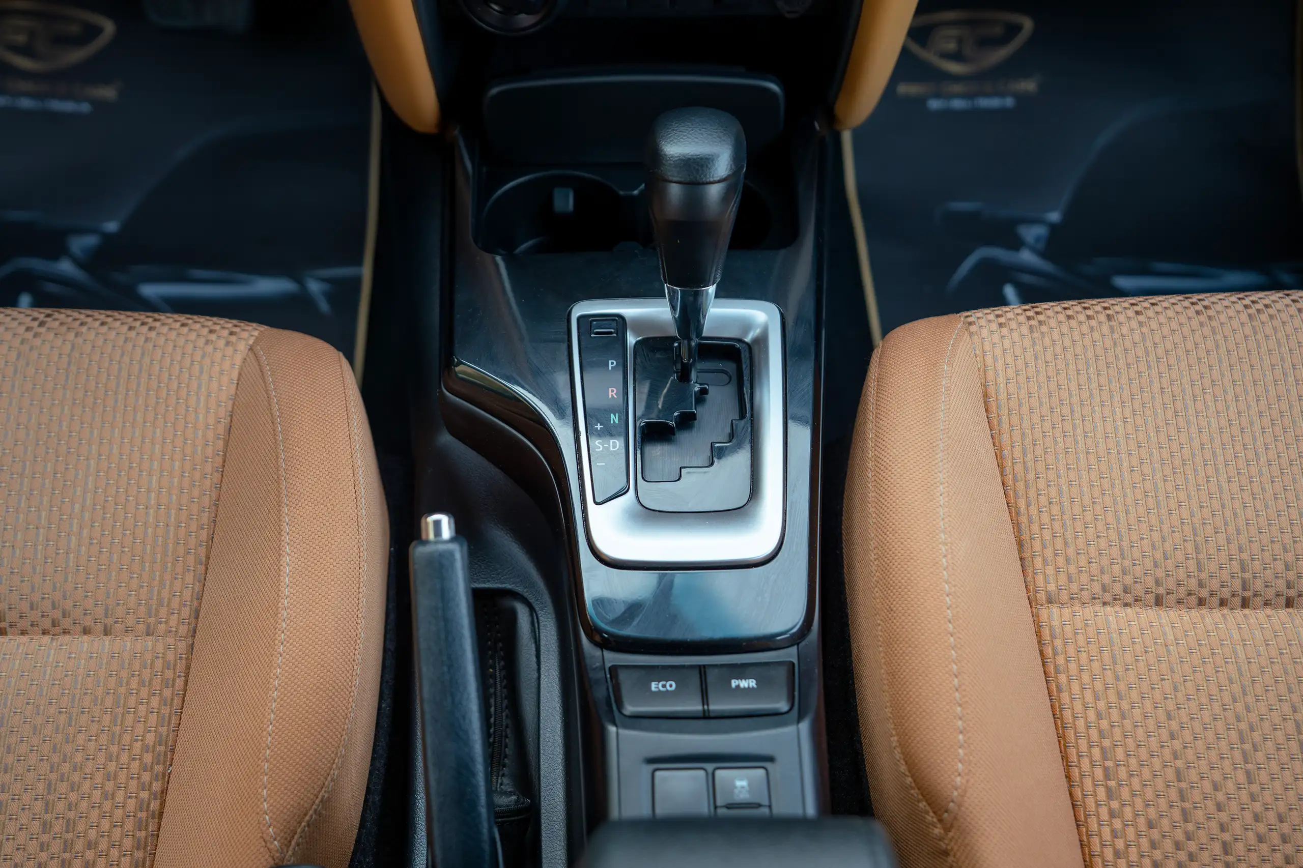 Used 2024 Toyota Fortuner EXR White – Center Console & Gear Shifter at First Choice Cars Sharjah