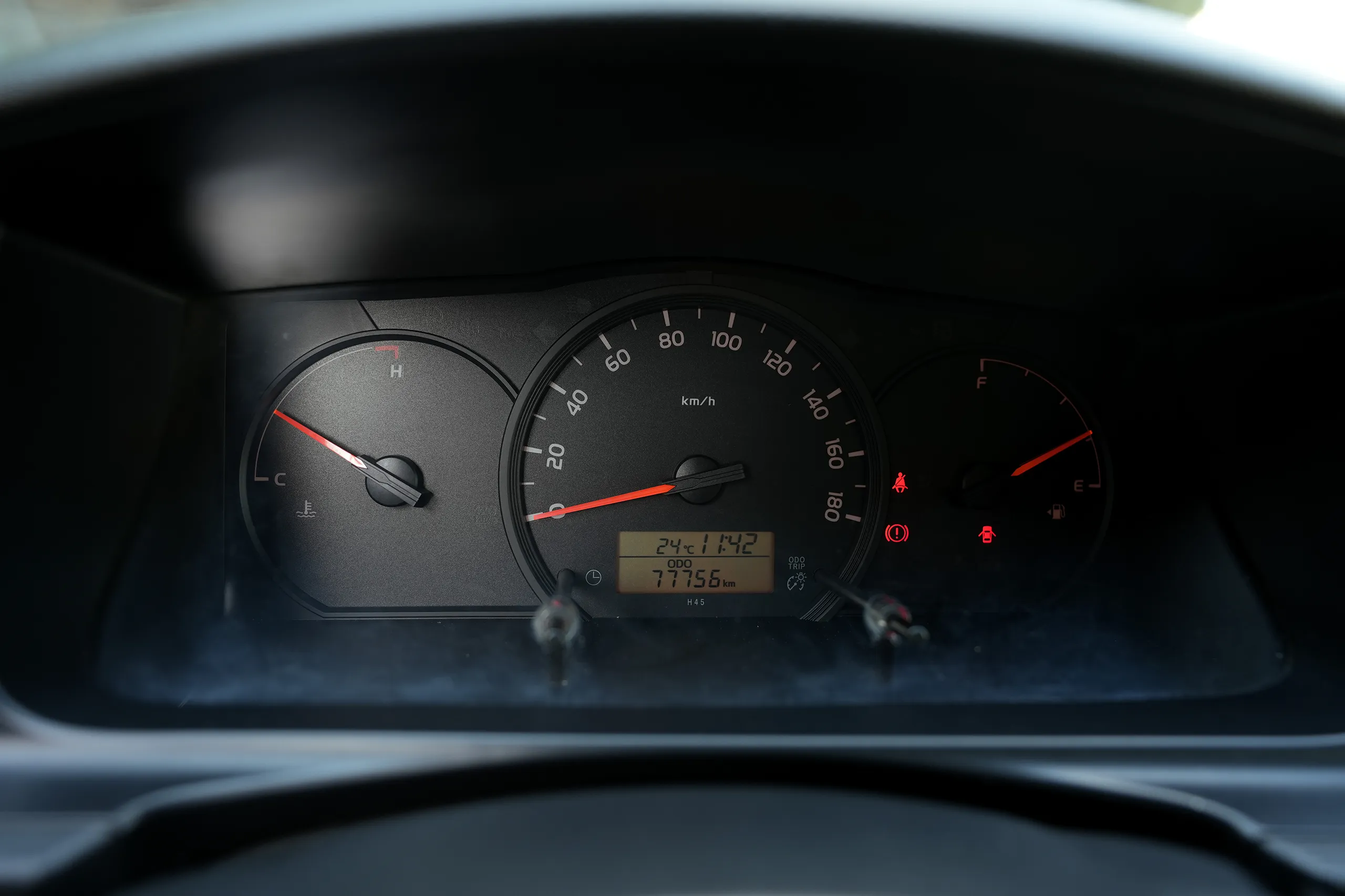 Used 2023 Toyota Hiace GL Standard Roof White – Odometer / Mileage Reading View at First Choice Cars Sharjah