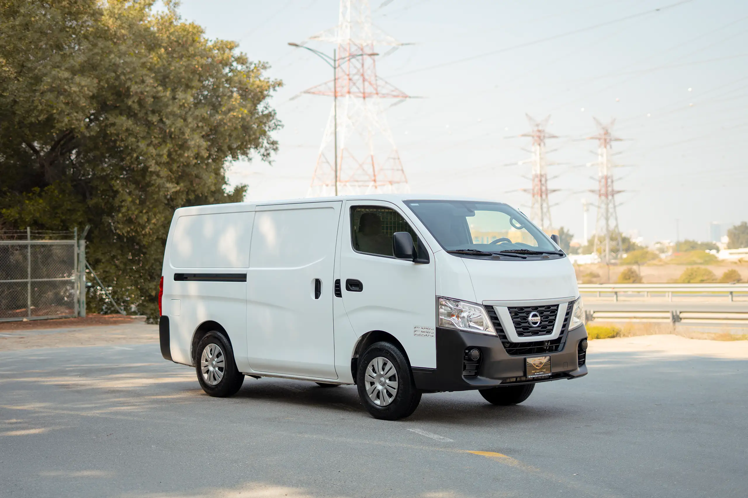 Used 2022 Nissan Urvan Standard Roof White – Right Front Diagonal (45°) View at First Choice Cars Sharjah